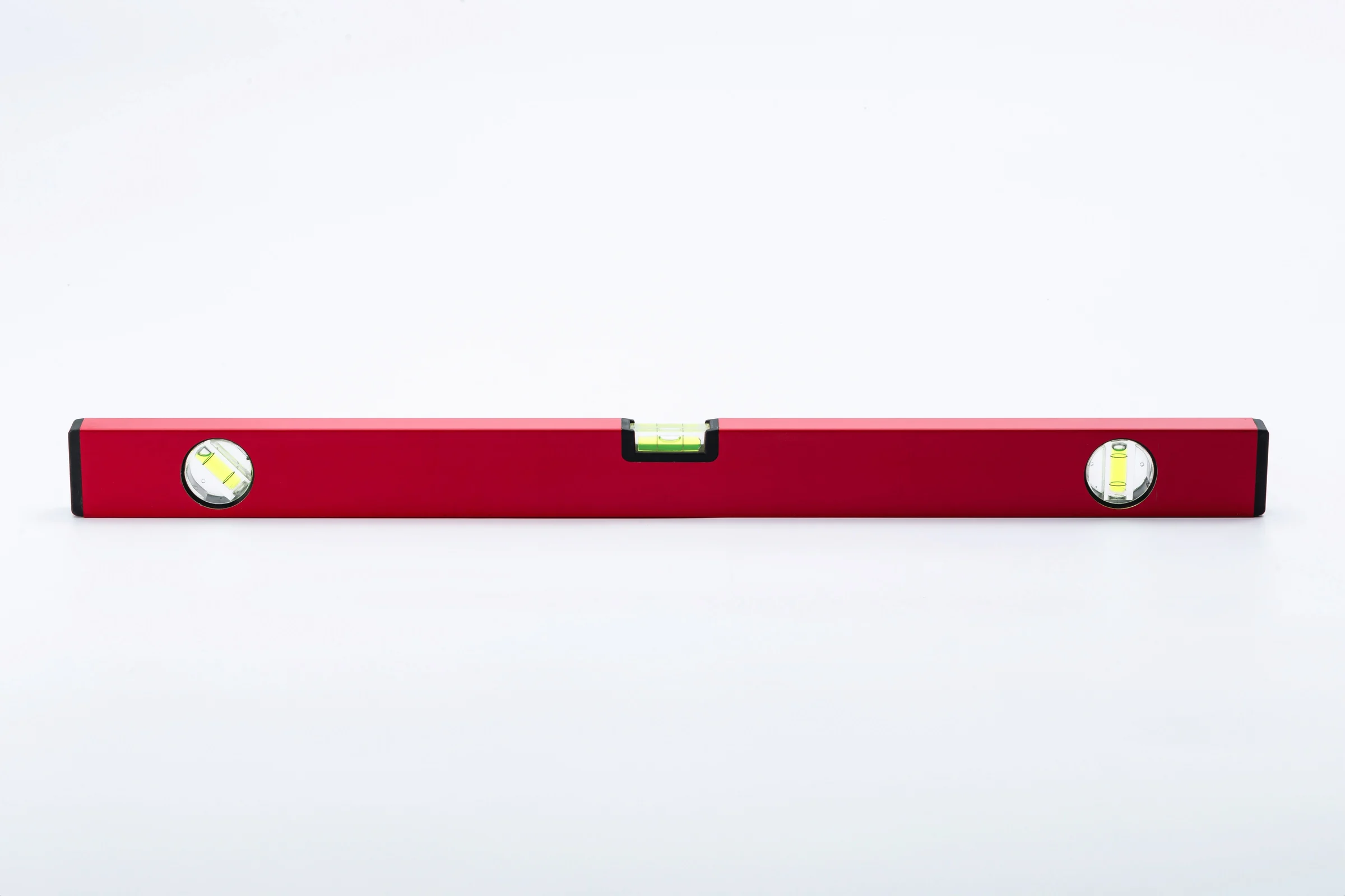 Уровень ALUKOMTOOLS окрашенный ECO 40 см 221731140R