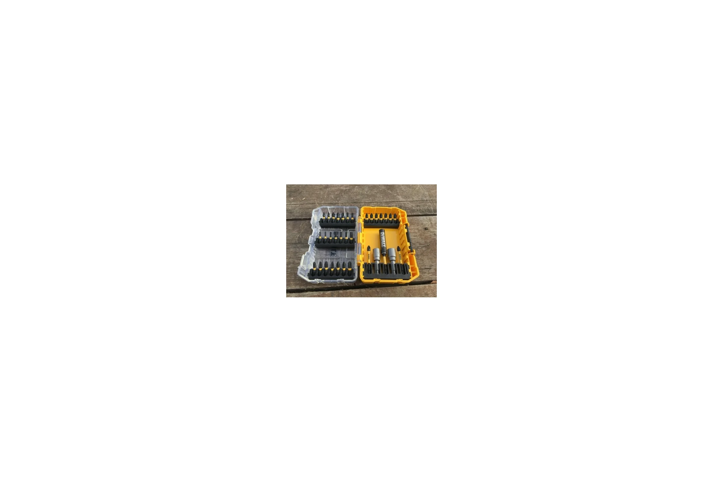 Набор бит и насадок FLEXTORQ 33 предмета DEWALT DT70742T-QZ