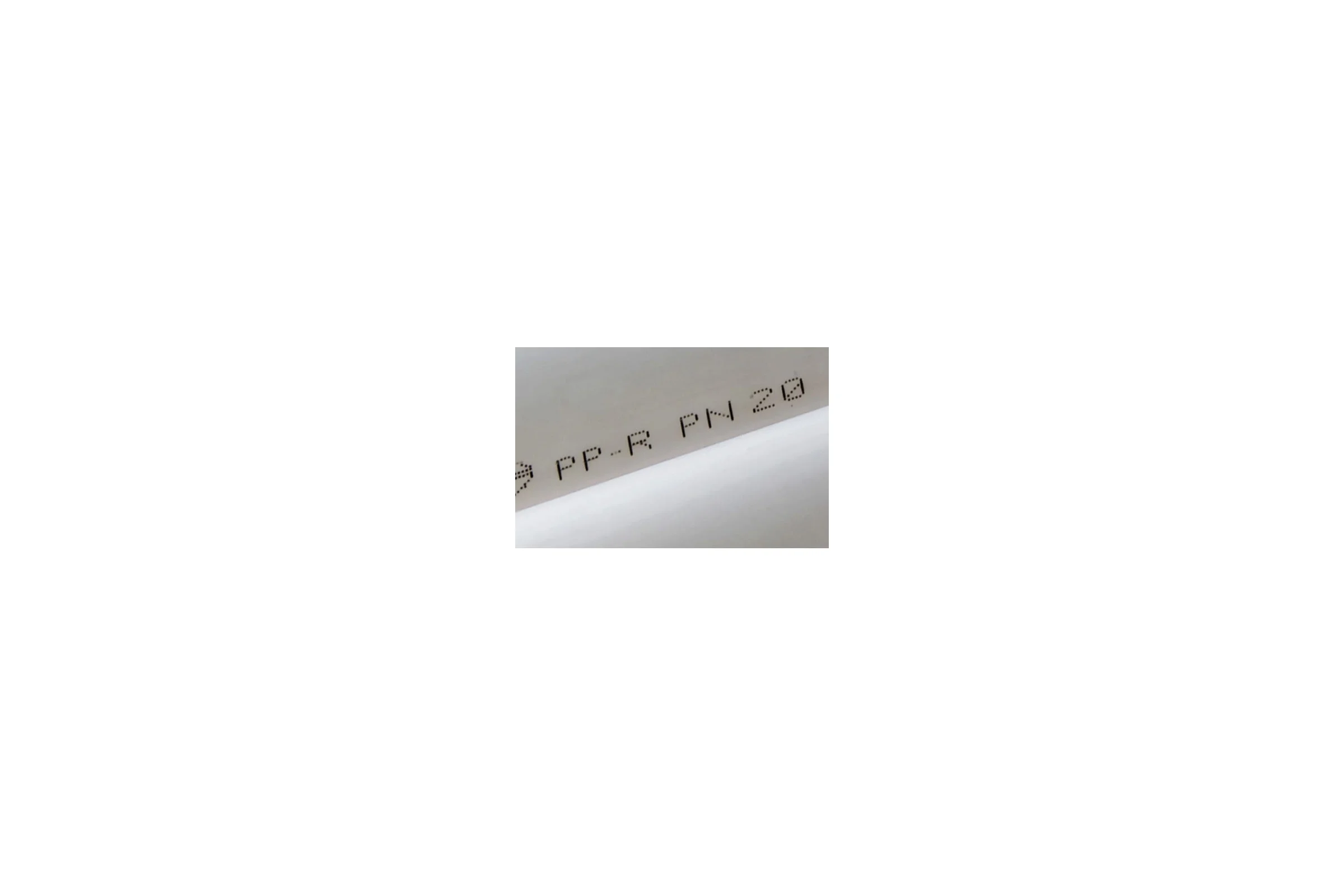 Труба Valtec PP-R, PN 20, 32 MM /белый/ (4м) VTp.700.0020.32