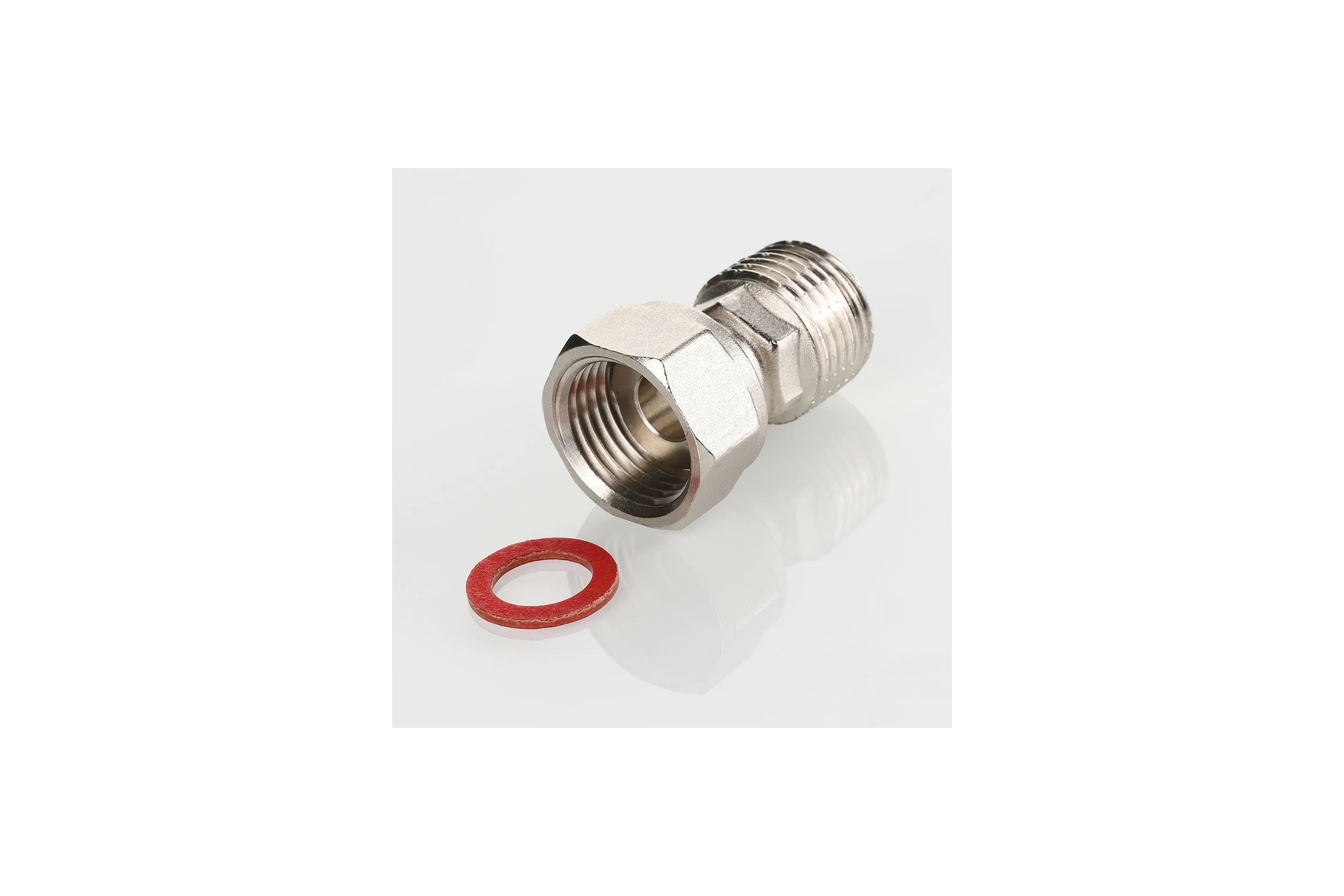 Прямой полусгон с накидной гайкой VALTEC 3/4x3/4 VTr.613.N.0505