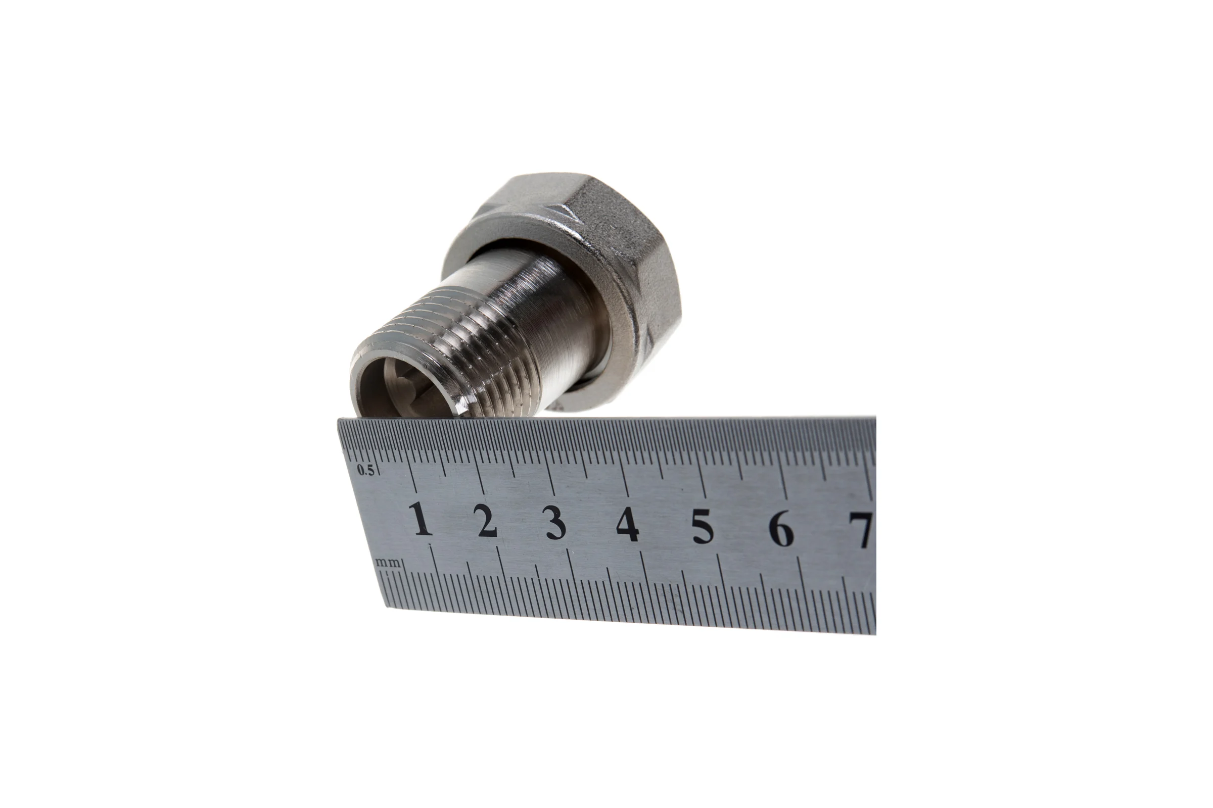 Прямой полусгон с накидной гайкой VALTEC 3/4x1/2 VTr.613.N.0504