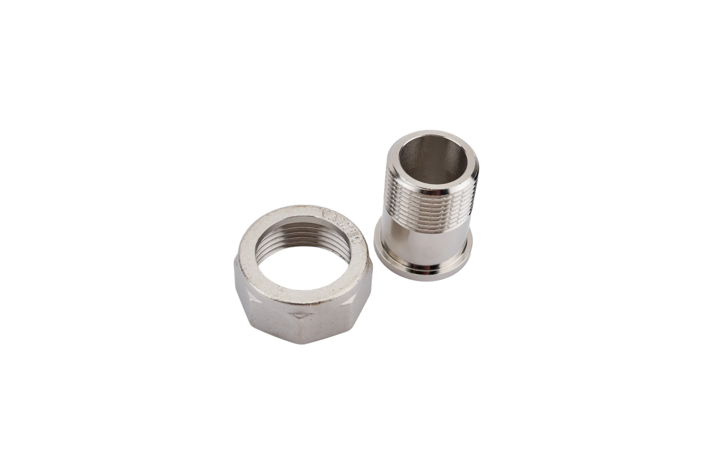 Прямой полусгон с накидной гайкой VALTEC 1x3/4 VTr.613.N.0605