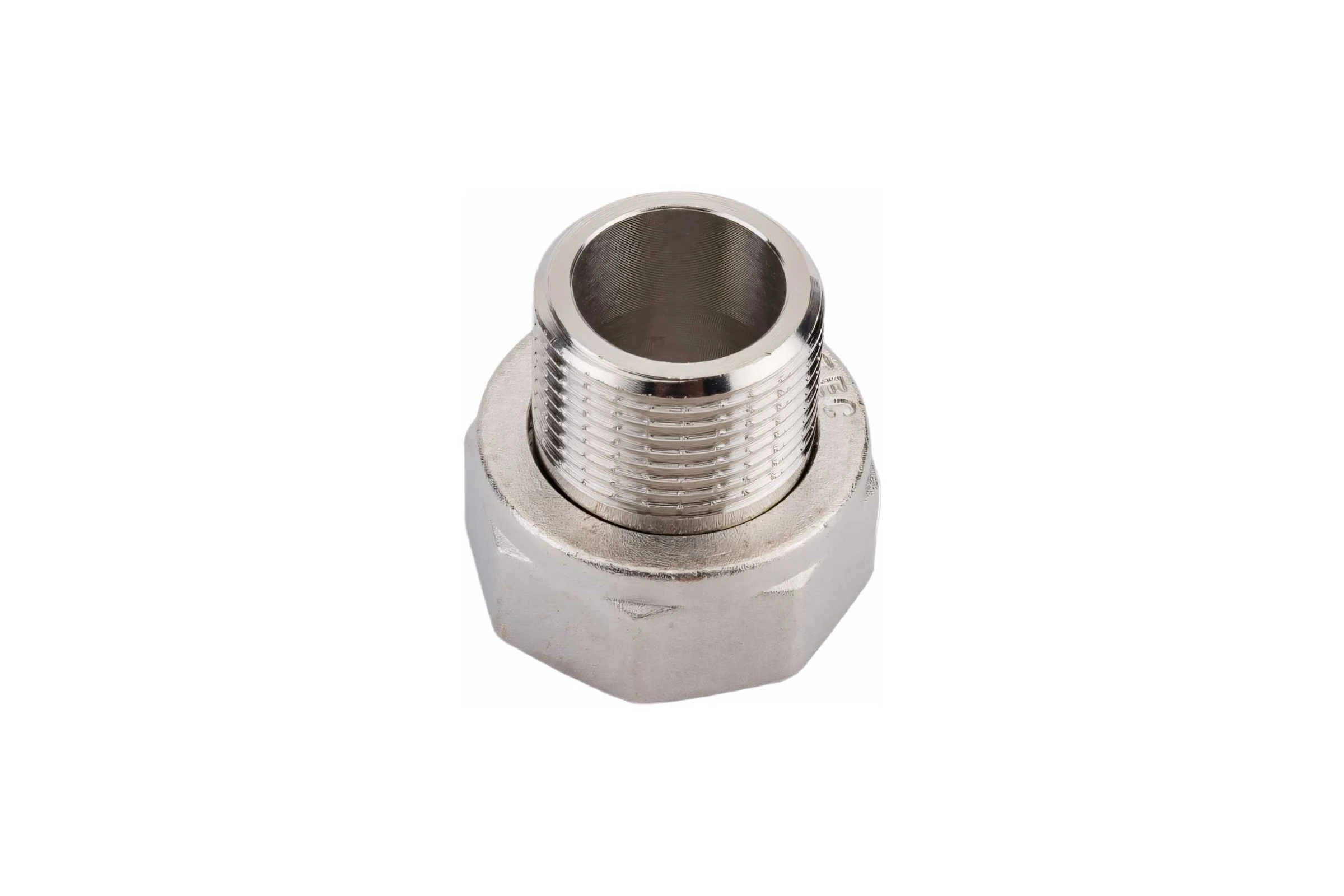 Прямой полусгон с накидной гайкой VALTEC 1x3/4 VTr.613.N.0605