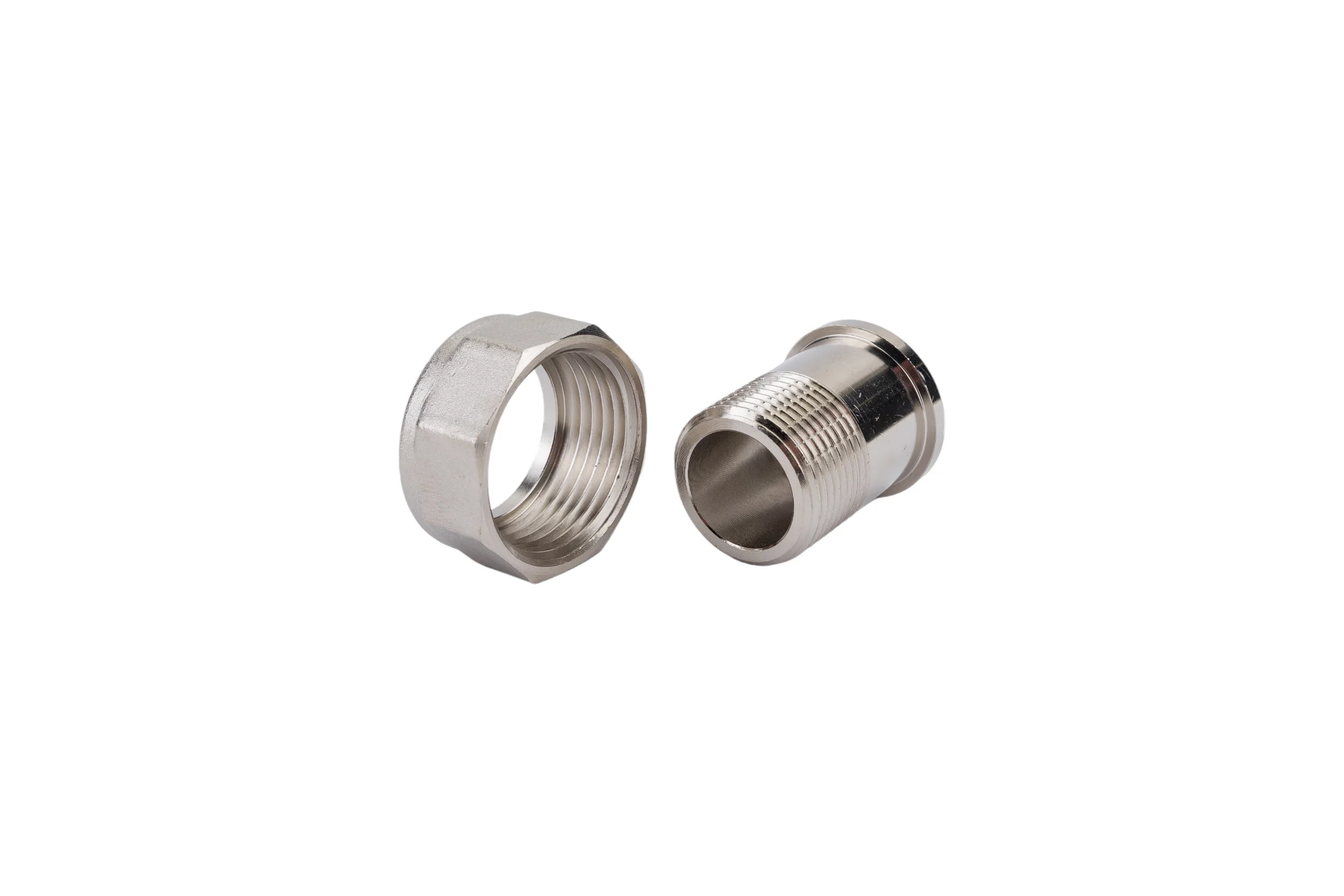 Прямой полусгон с накидной гайкой VALTEC 1x3/4 VTr.613.N.0605