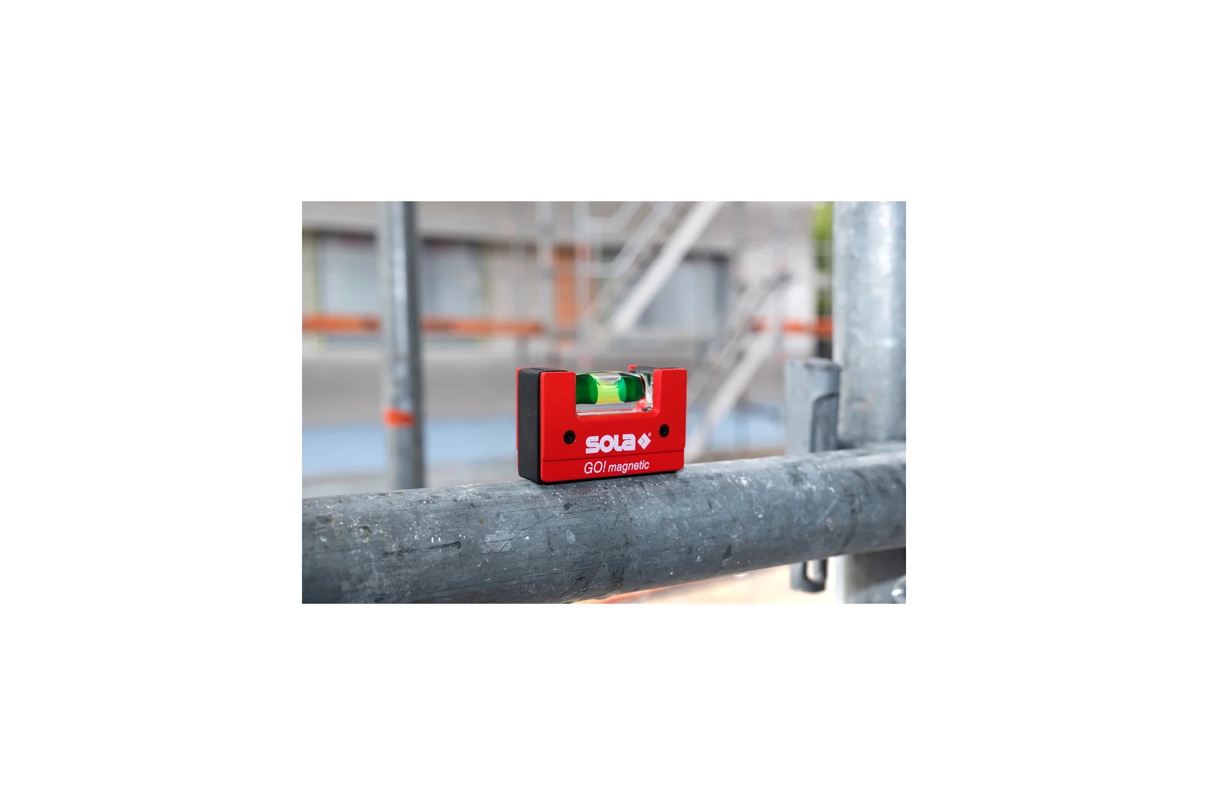 Уровень SOLA компактный магнитный GO Magnetic, 1 глазок, точн. 0,75 мм/м 01621101