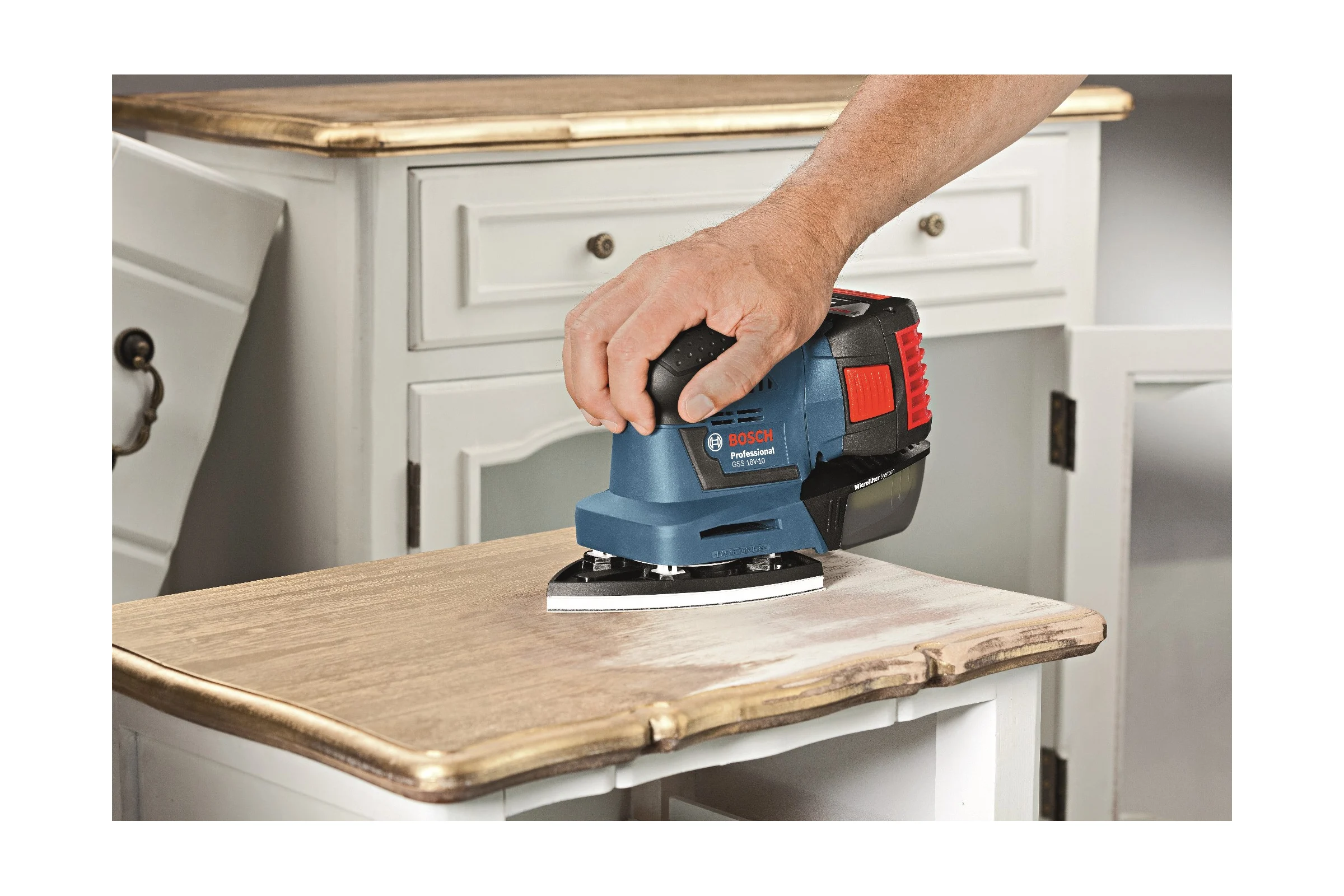 Аккумуляторная вибрационная шлифмашина Bosch GSS 18V-10 06019D0200