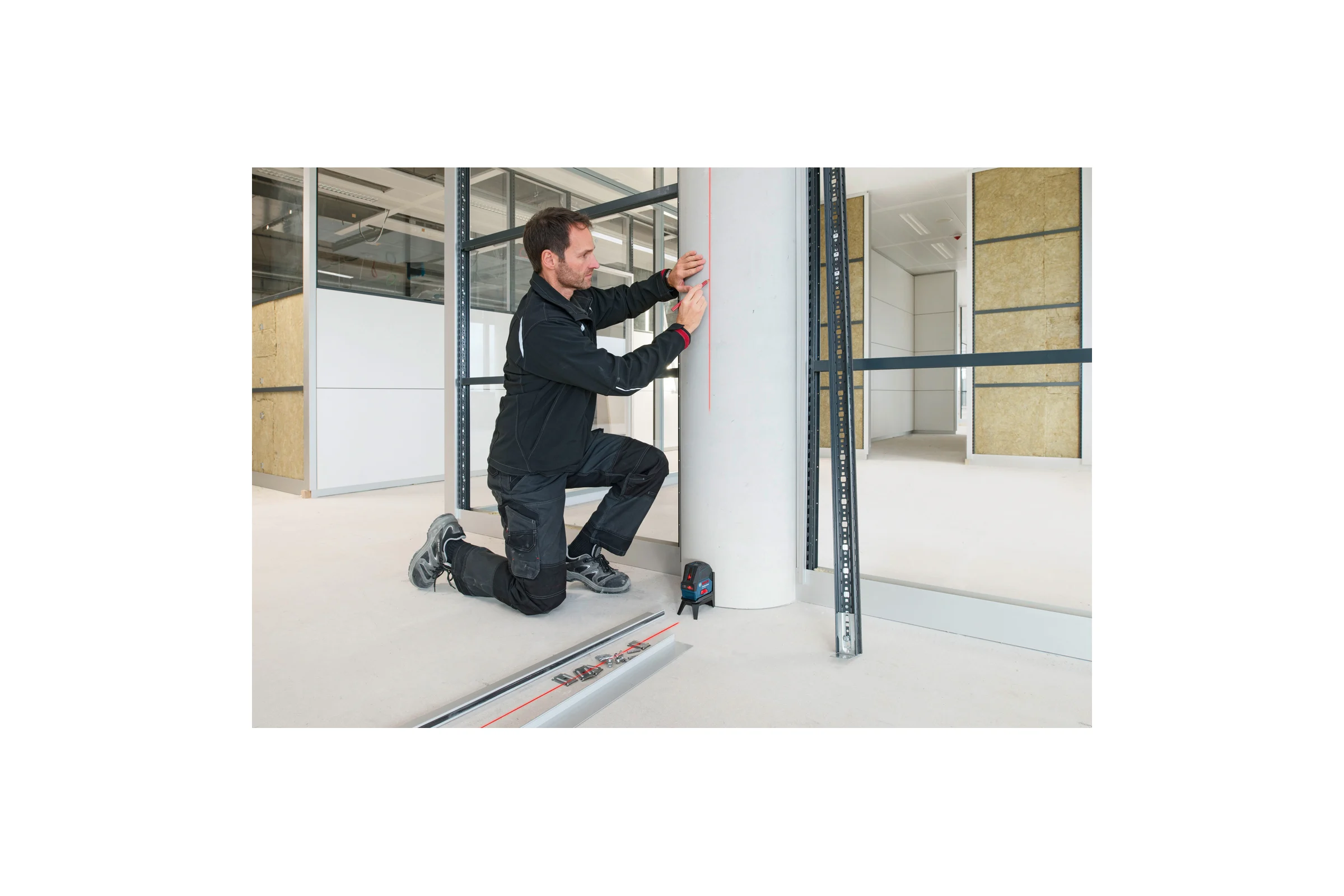 Лазерный нивелир Bosch GCL 2-50 + RM1 + BM3 в кейсе 0601066F02