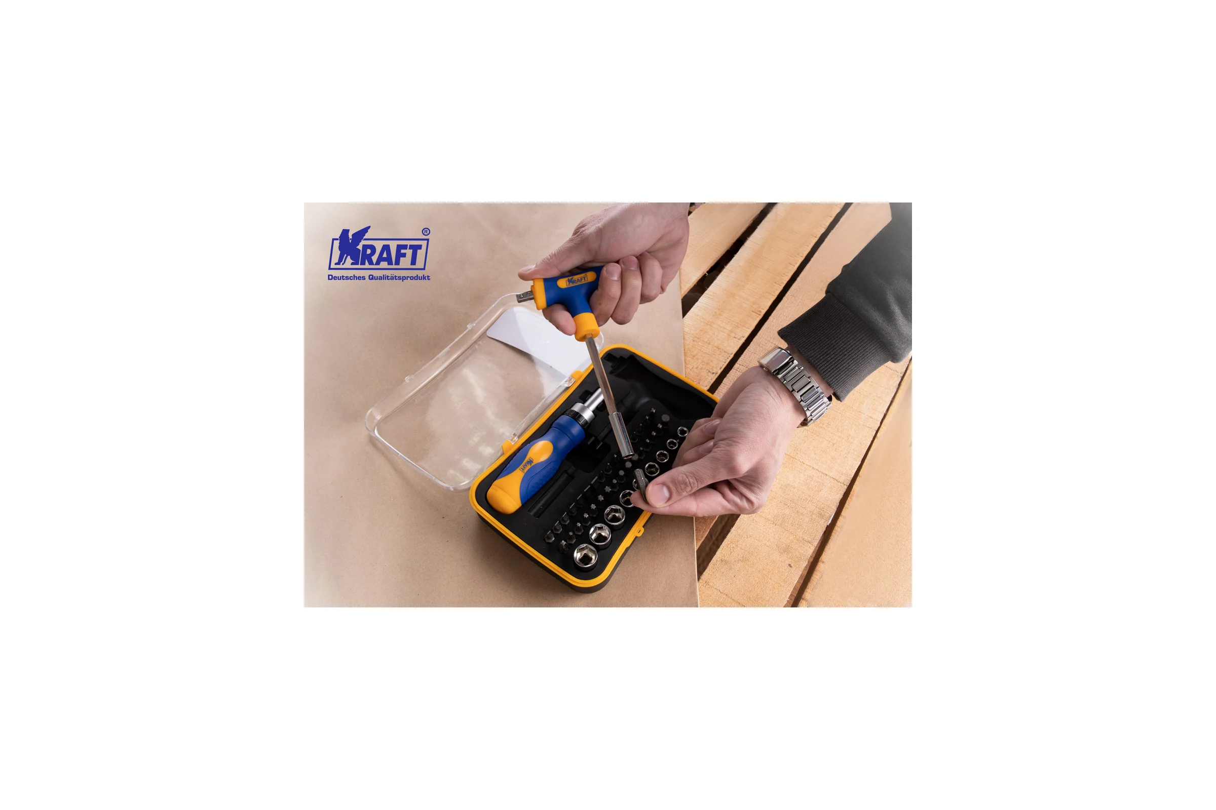 Т-образная отвертка с битами и головками 43 предмета KRAFT KT 701042