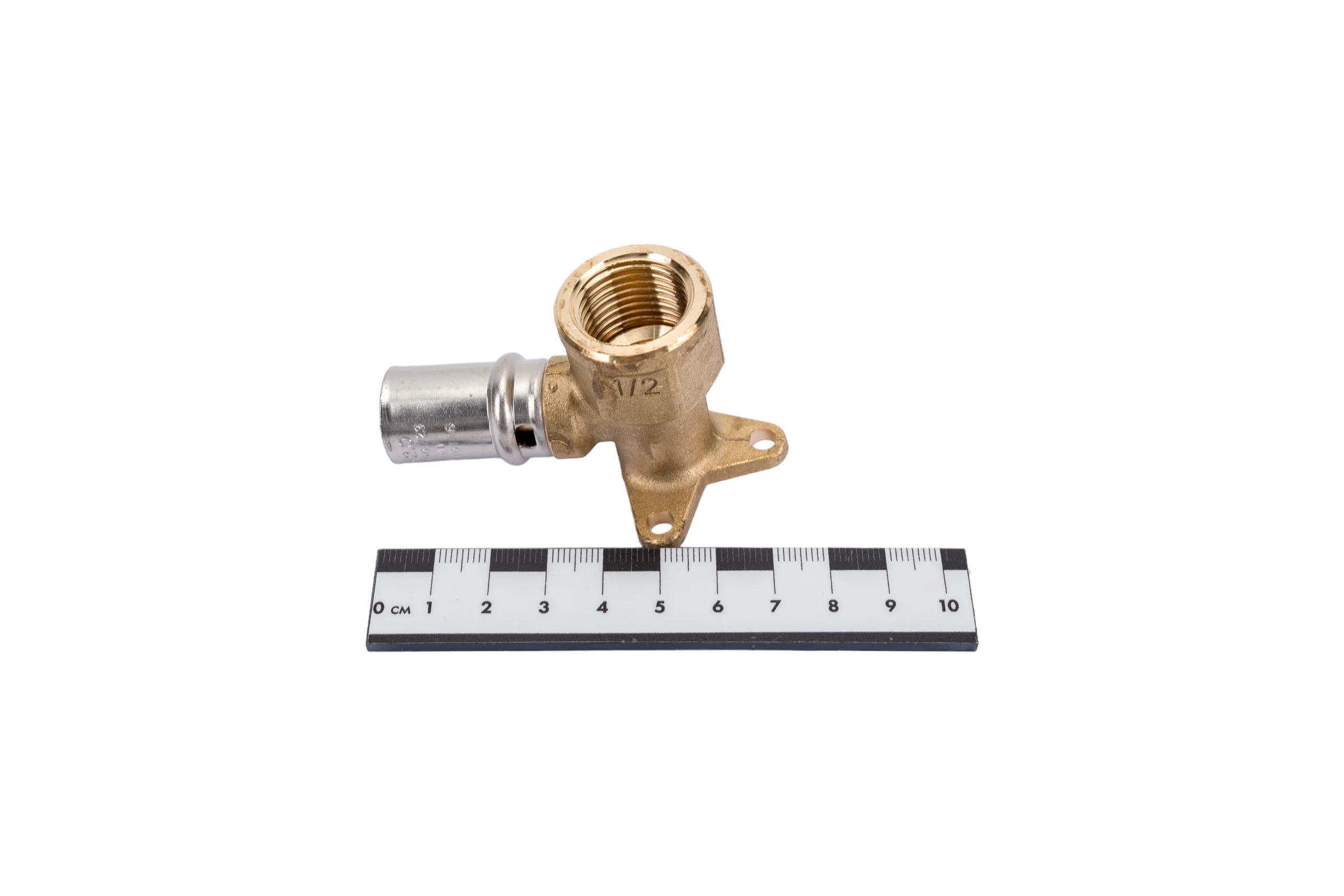 Короткий угольник с креплением STOUT 1/2х16 прессовой SFP-0018-001216 RG008S9C4NI3S2