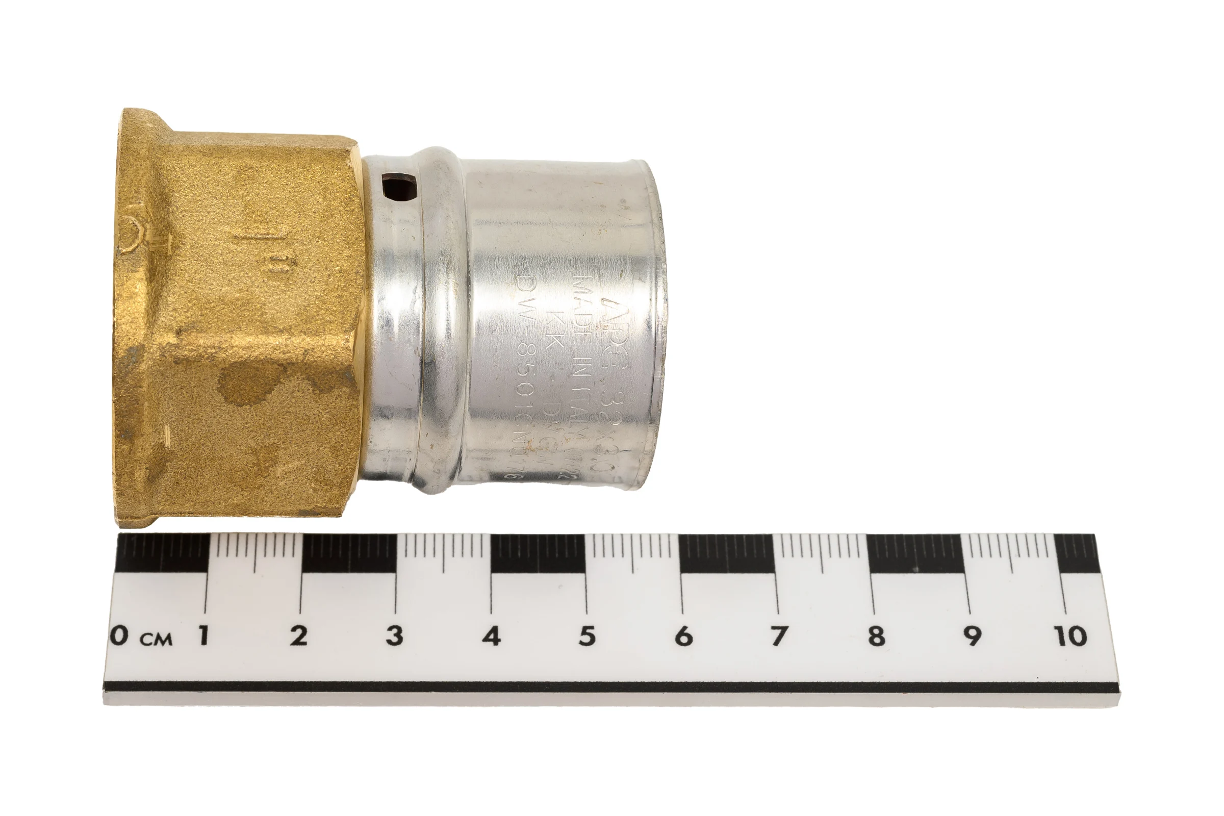 Переходник с внутренней резьбой STOUT 1х32 прессовой SFP-0002-000132 RG008S9BGMB2IM