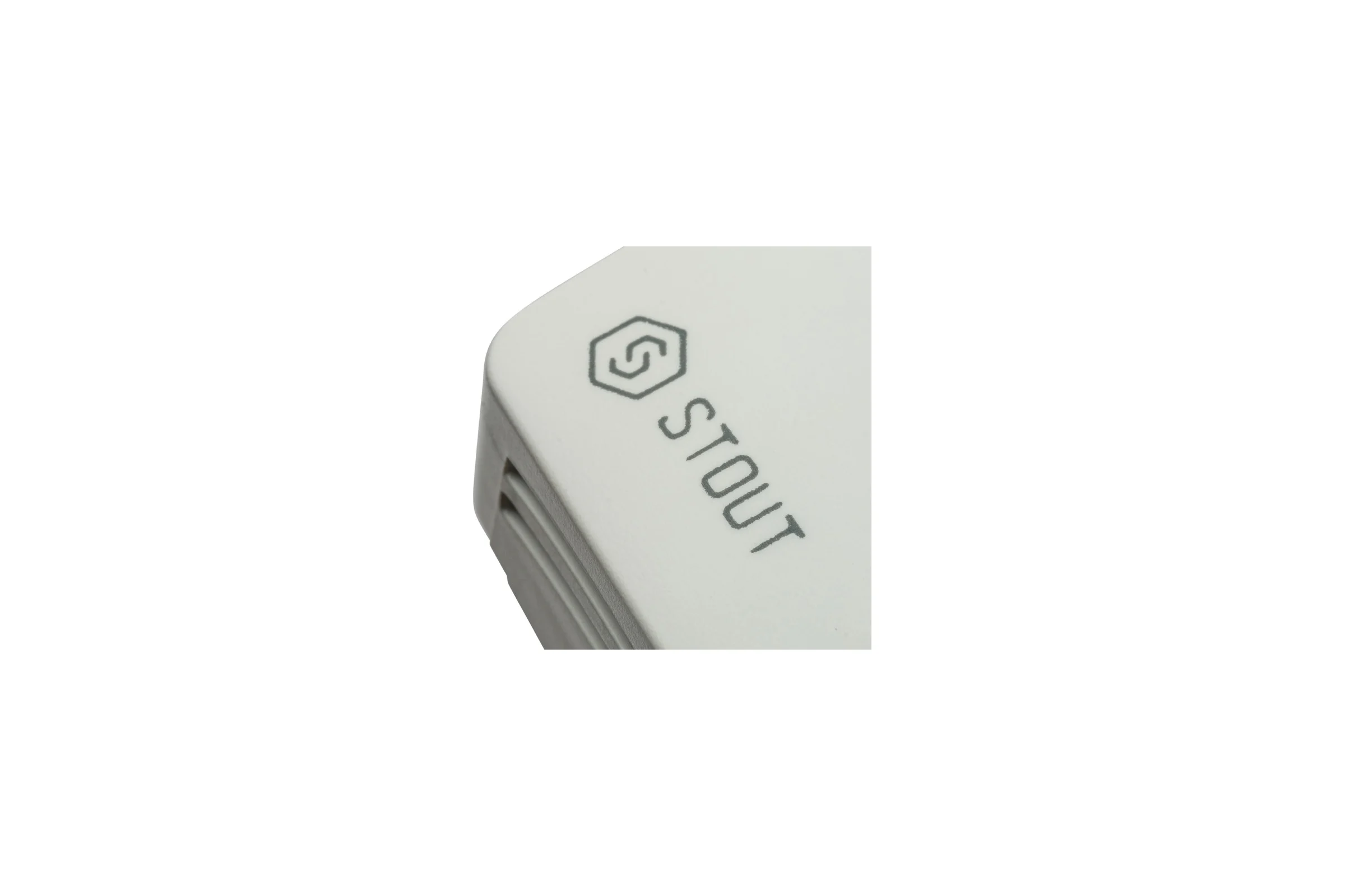 Проводной электронный термостат WFHT-BASIC STOUT RG008Q0C82LEI4