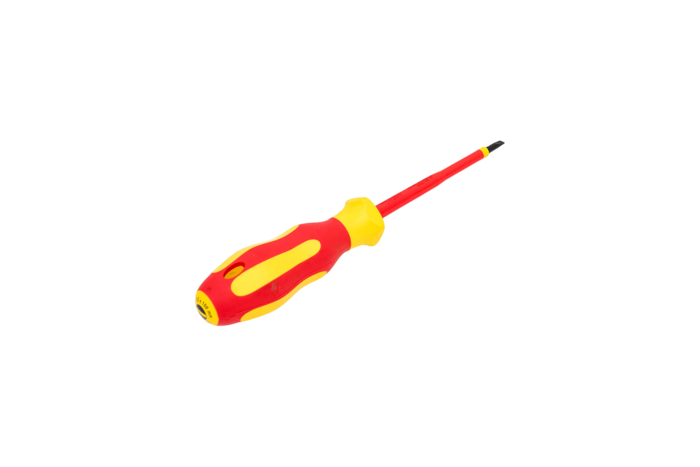 Отвертка IEK Arma2l 5 диэлектрическая sl4,0x100 т2 A2L5-SC30-T2-SL-40-100