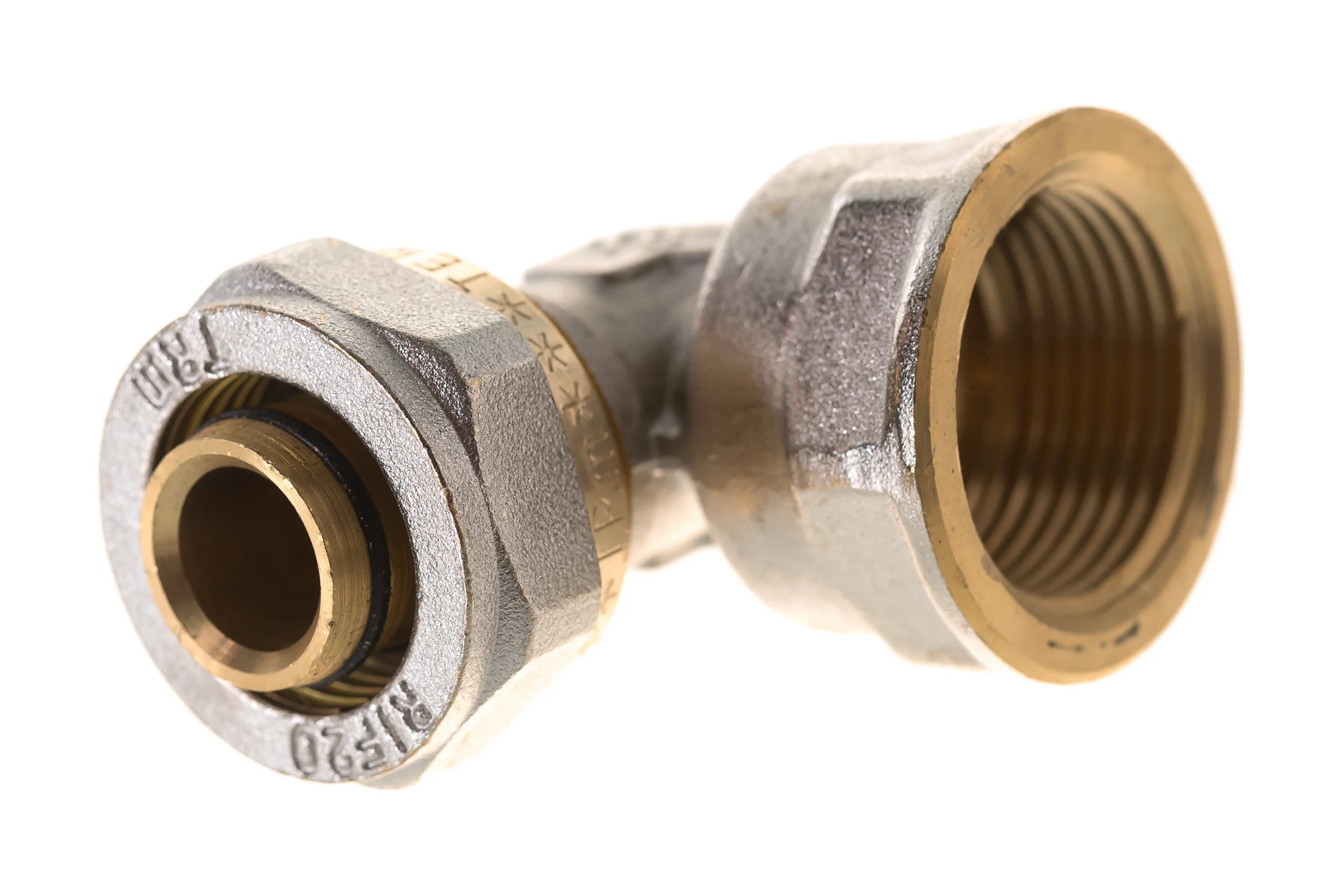 Уголок Terma 3/4x20 г/ц 35309