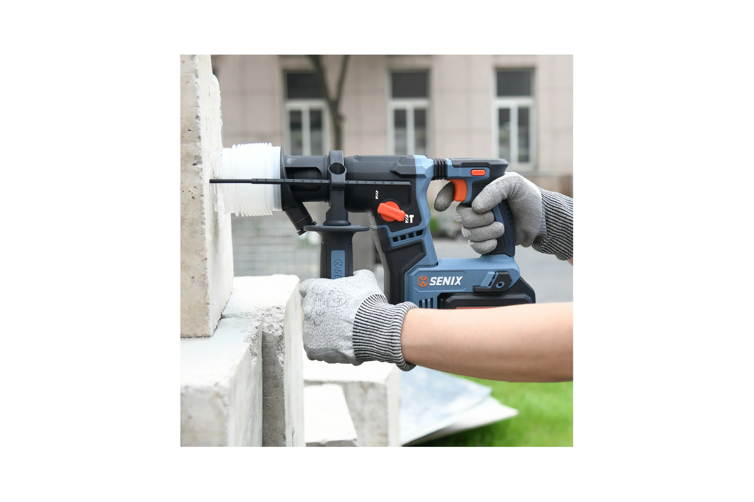 Аккумуляторный перфоратор SENIX PDRX2-M2-EU