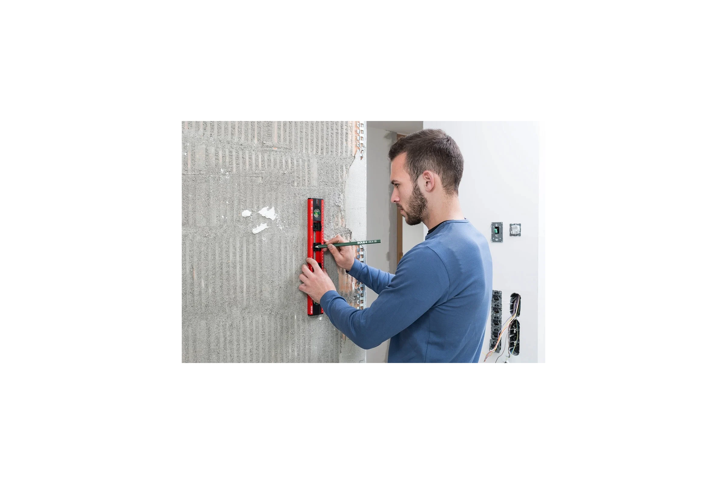 Разметочный уровень SOLA ELECTRIC 41см, 2 глазка 69057101
