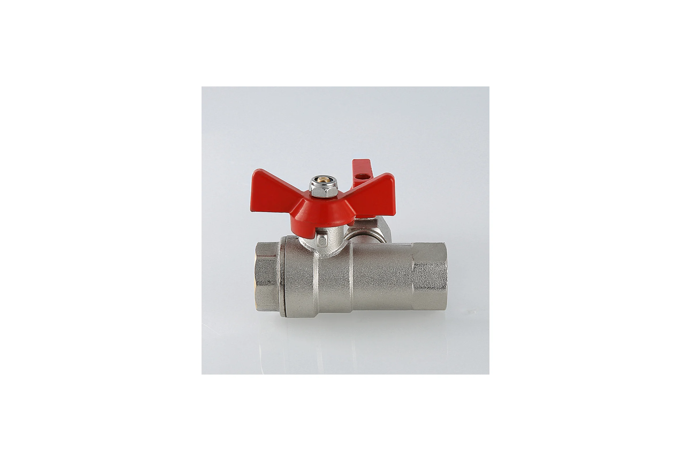Шаровой кран Valtec с обратным клапаном и дренажом 1/2" внутренняя-внутренняя VT.248.N.04