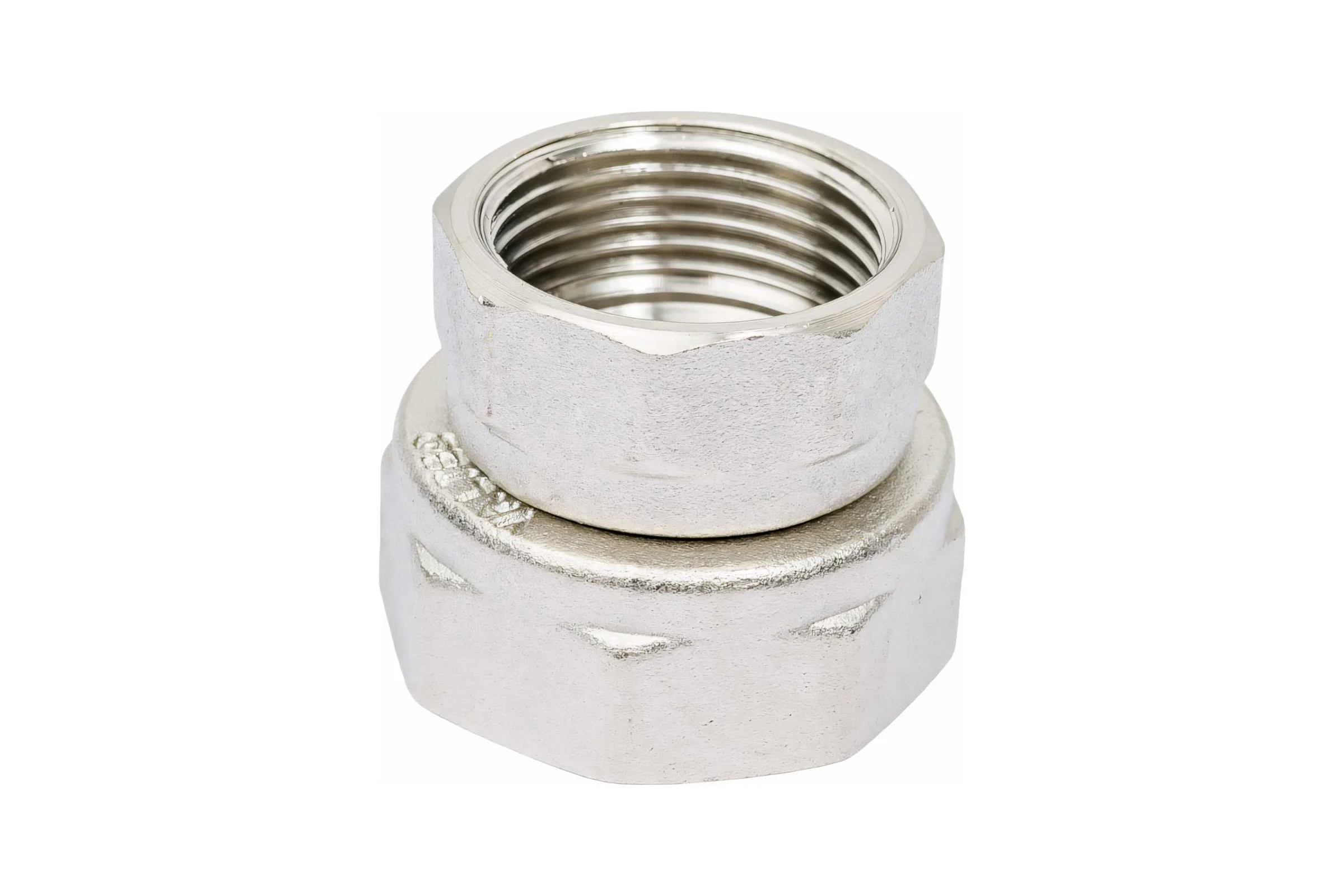 Прямой полусгон Valtec с накидной гайкой 1"х3/4" внутренняя VTr.614.N.0605