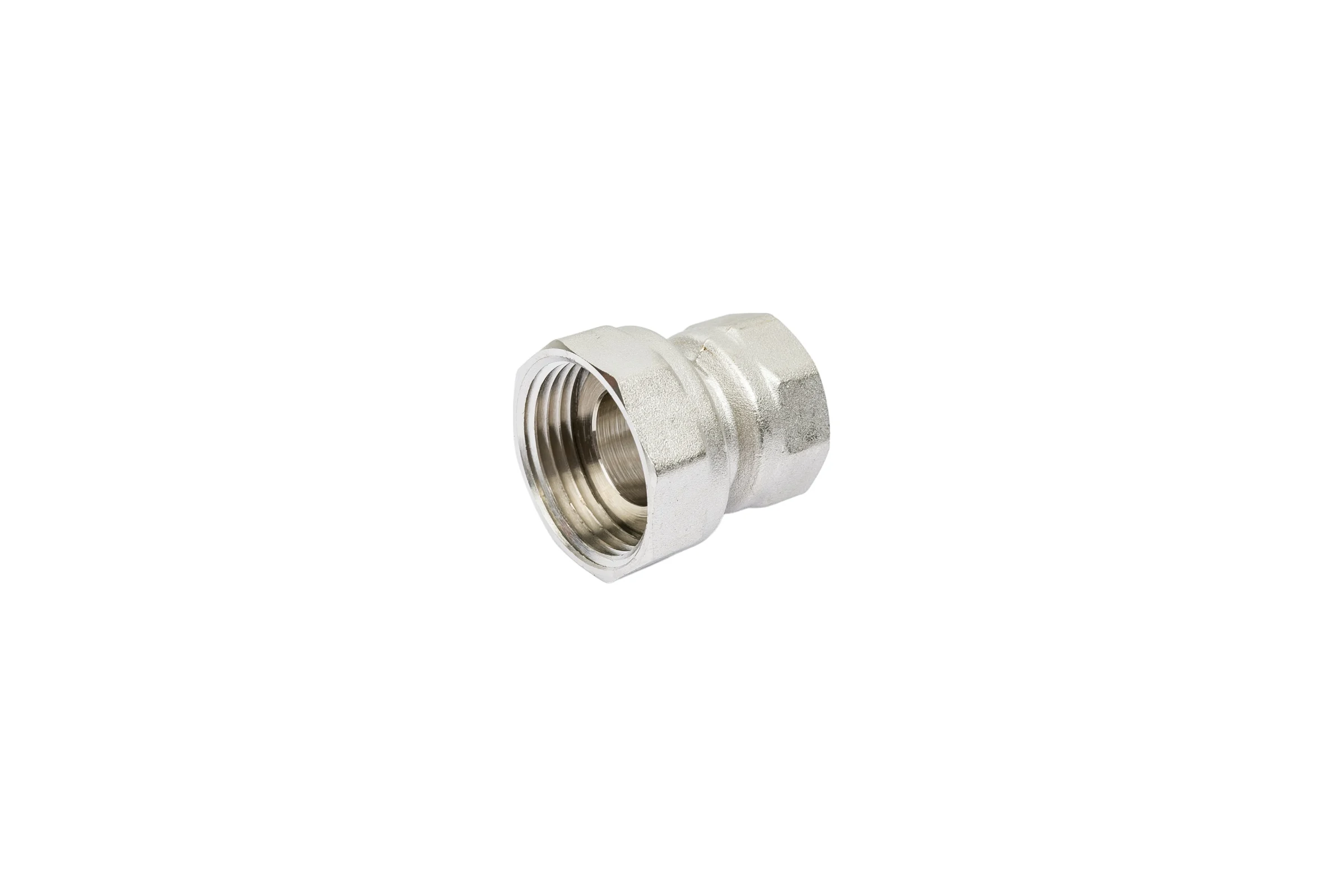 Прямой полусгон Valtec с накидной гайкой 1"х3/4" внутренняя VTr.614.N.0605