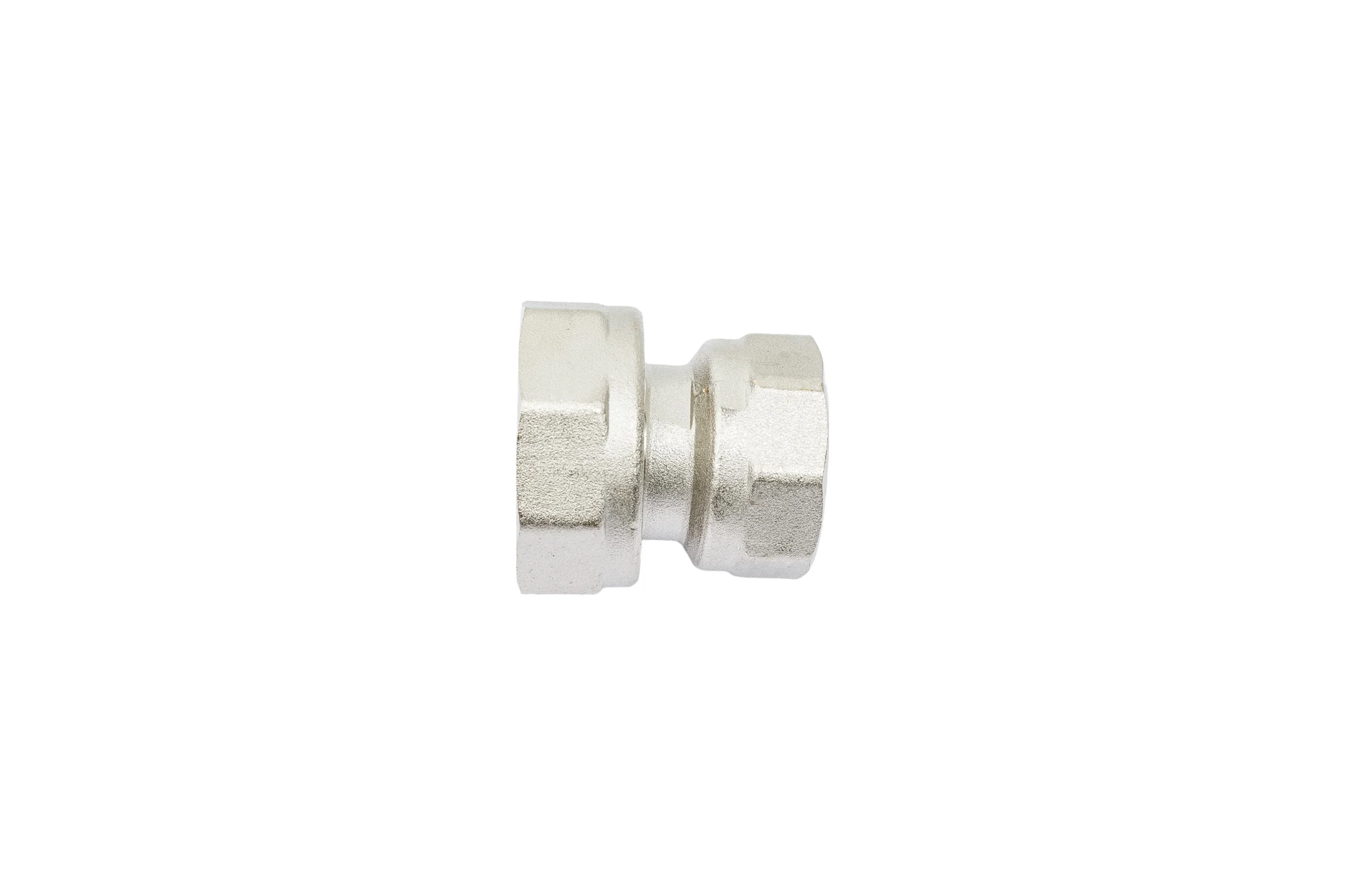 Прямой полусгон Valtec с накидной гайкой 1"х3/4" внутренняя VTr.614.N.0605