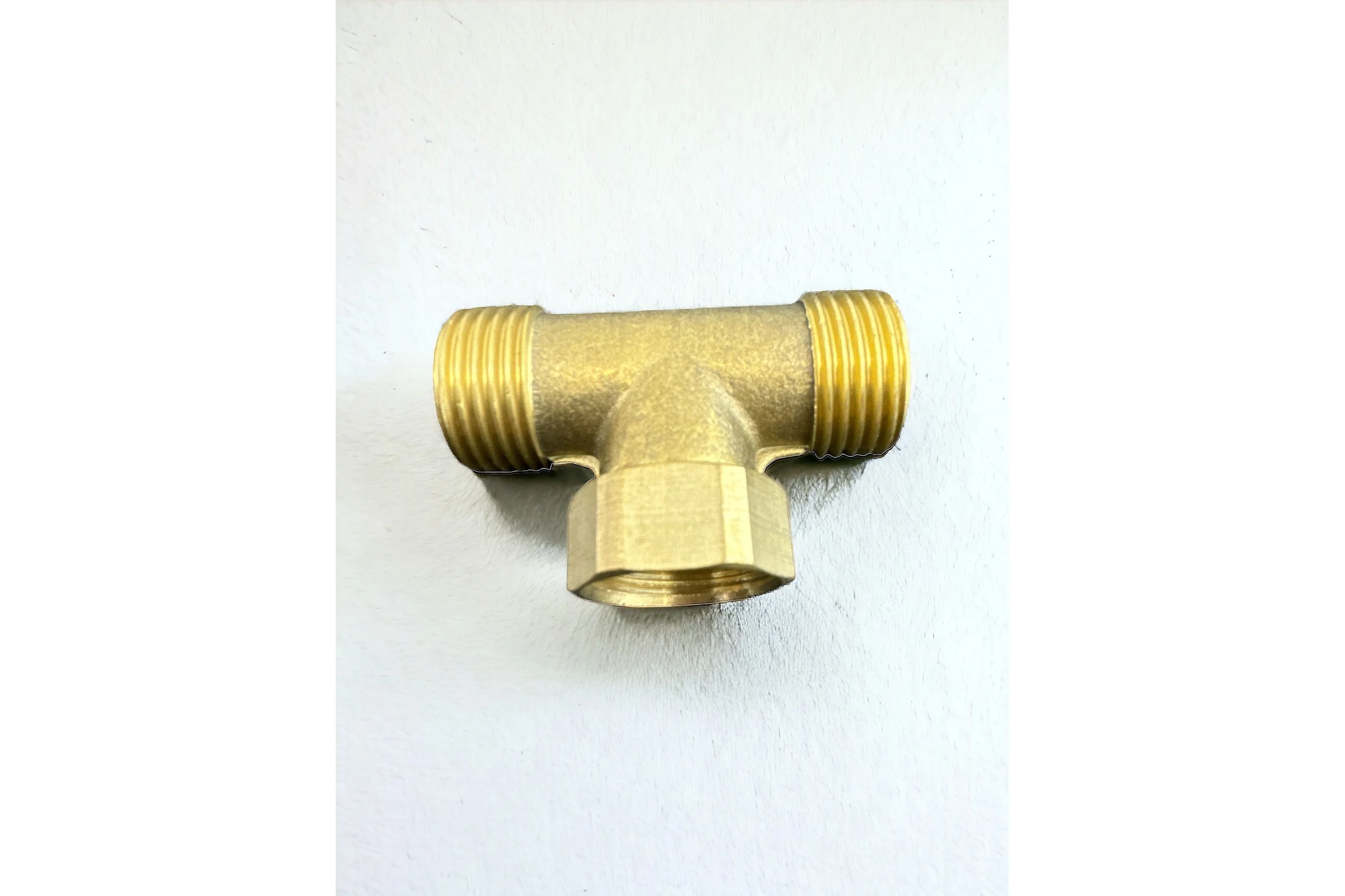 Фитинг Тройник GRIALE 1/2" ш/г/ш латунный для труб и смесителей промежуточный для внутренней разводки воды DK-420