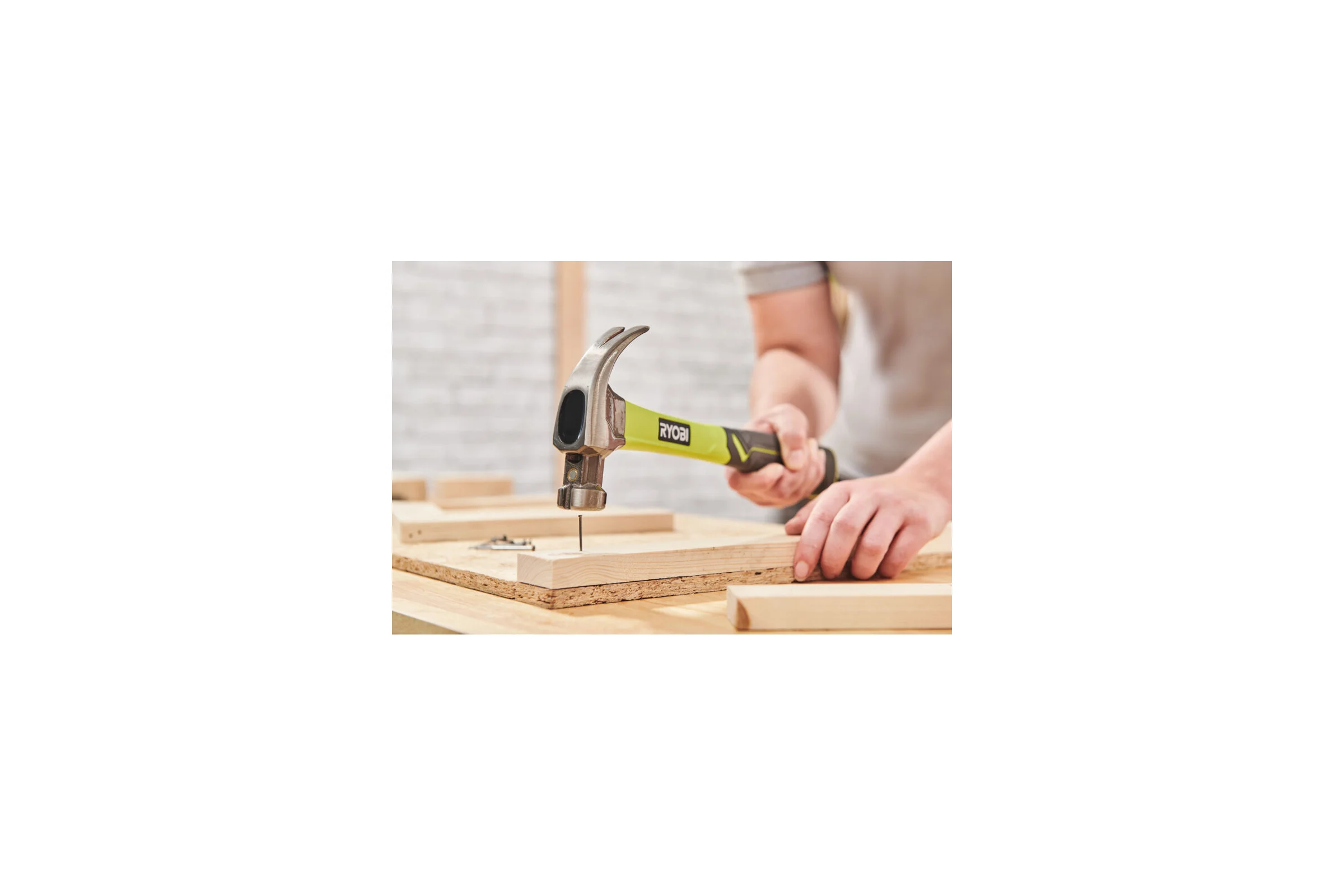 Молоток Ryobi RHHCC450 5132006033