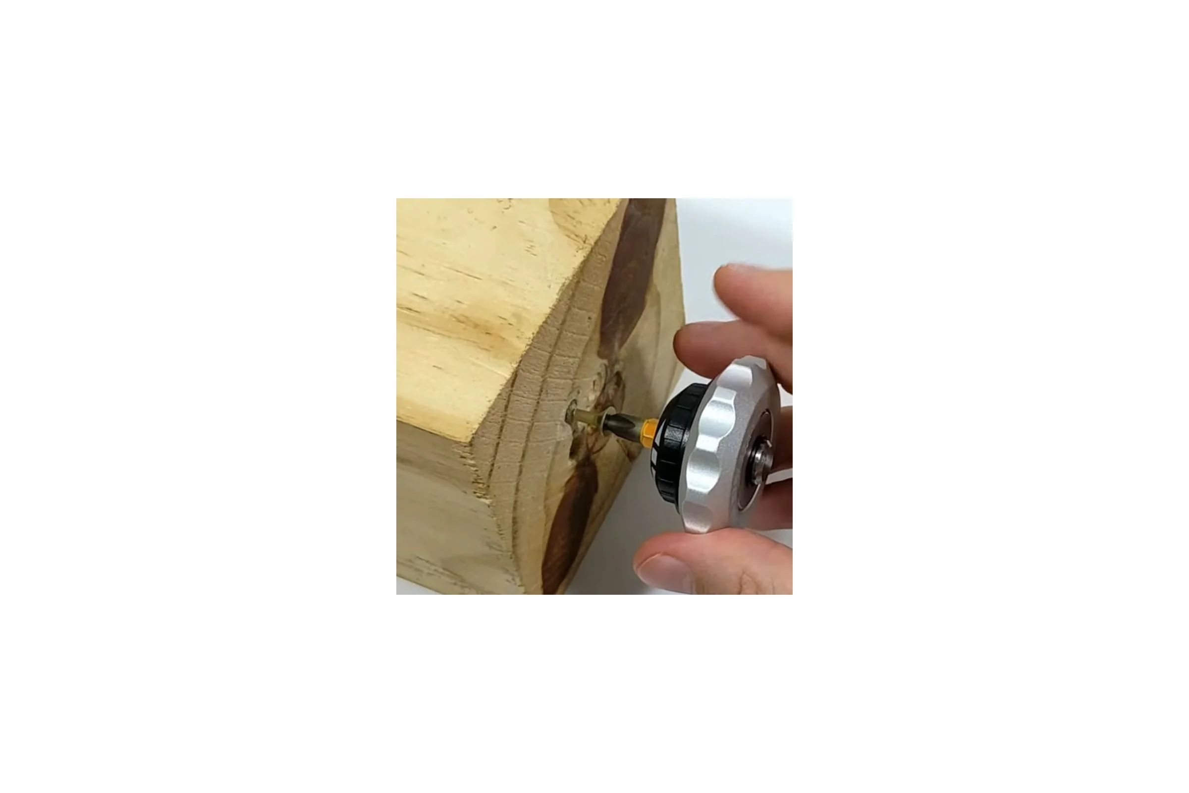 Трещоточный круглый держатель для бит IZELTA 1/4", магнитный, 14000000541 S 4784196346