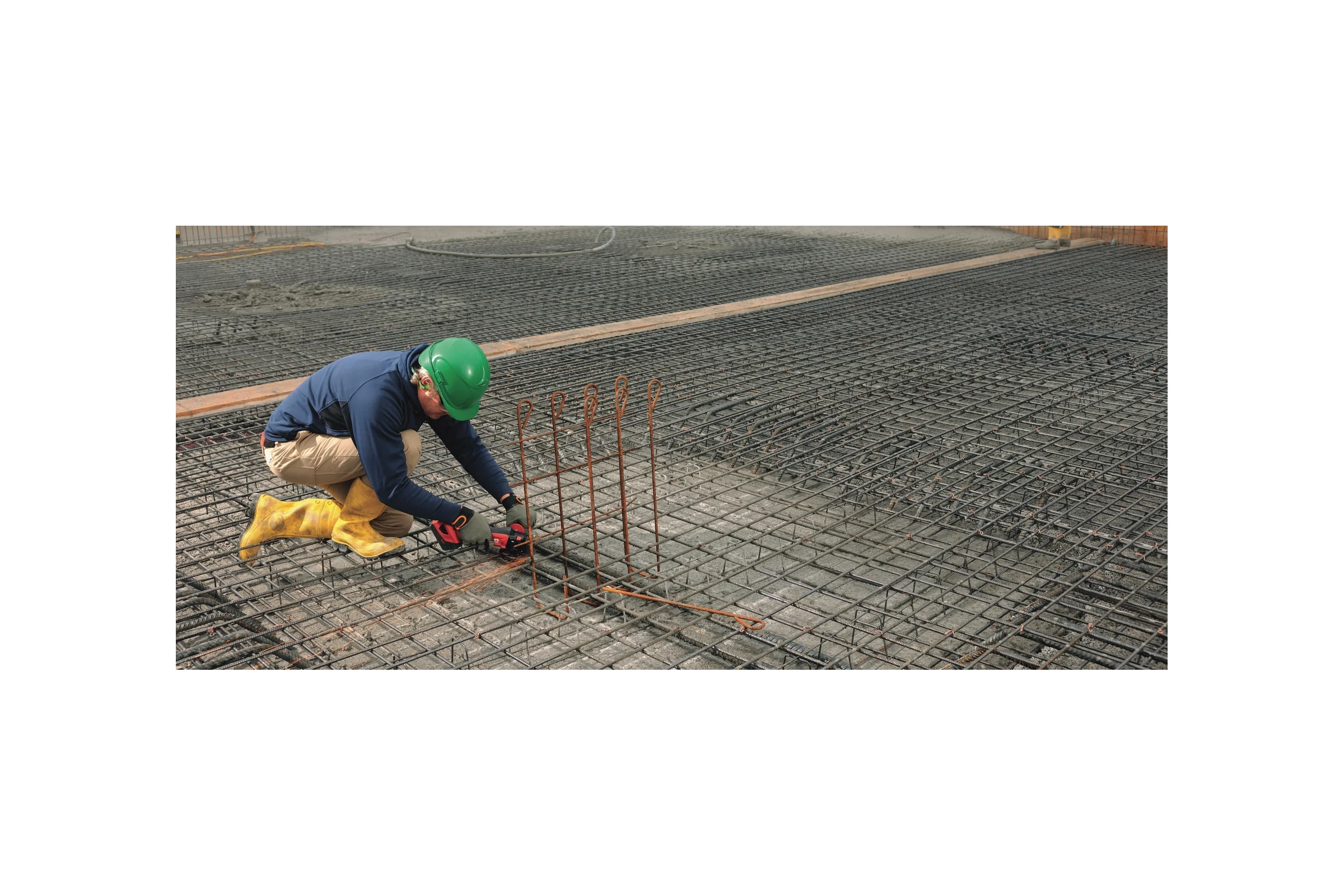Аккумуляторная угловая шлифмашина Hilti AG 125-A22 коробка 2109989