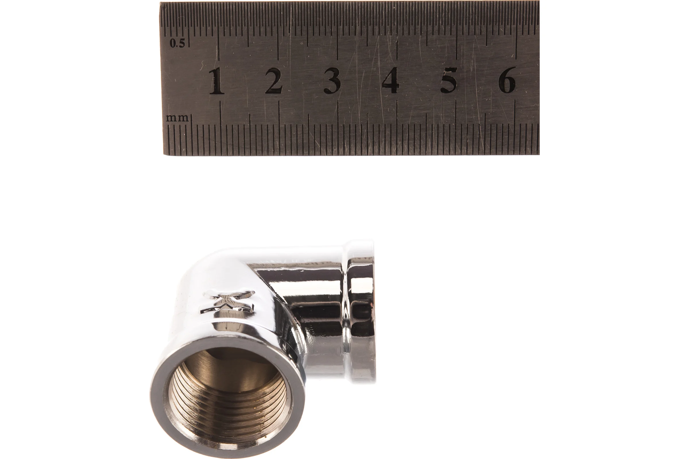 Угольник IVANCI хромированный, внутренняя резьба 1/2" IVC.104090Cr.N.03