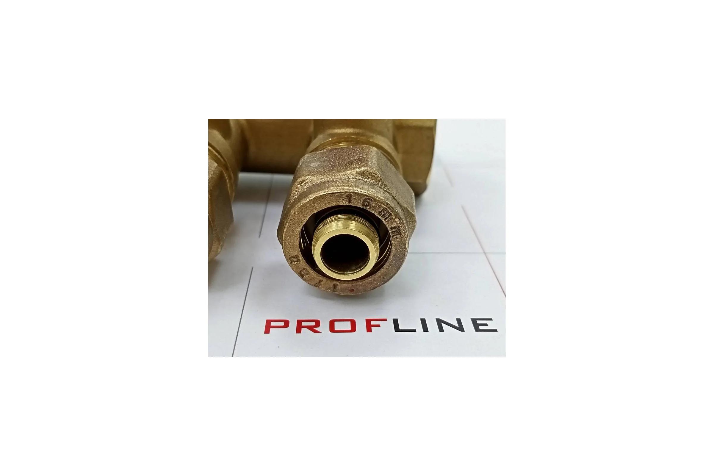 Коллектор для м/п труб 3/4x3/4x16x3 вых с кранами PROFLINE УТ-00036225