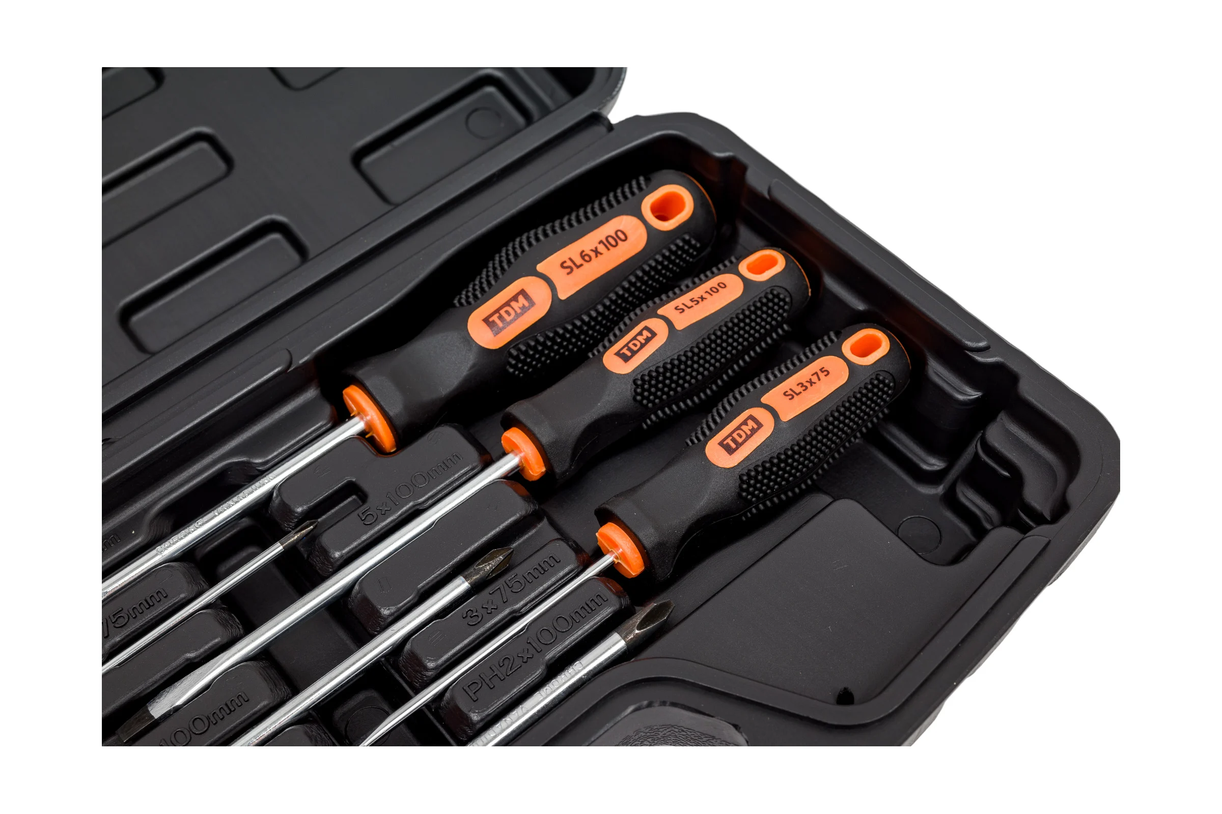 Набор отверток TDM ELECTRIC 6 штук в пластиковом чемодане SL:3x75;5x100;6x100, PH:0х75;1x100;2x100 серия "Алмаз" SQ1013-0205