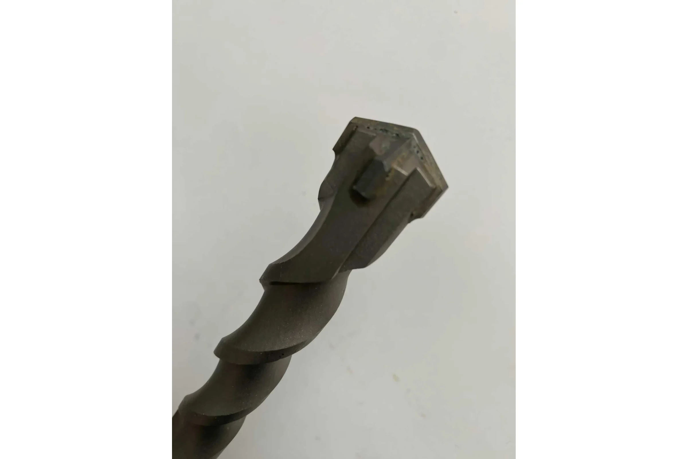 Бур по бетону (32х800 мм; 4 режущих кромки; SDS-max) EKTO DS-010-3200-0800