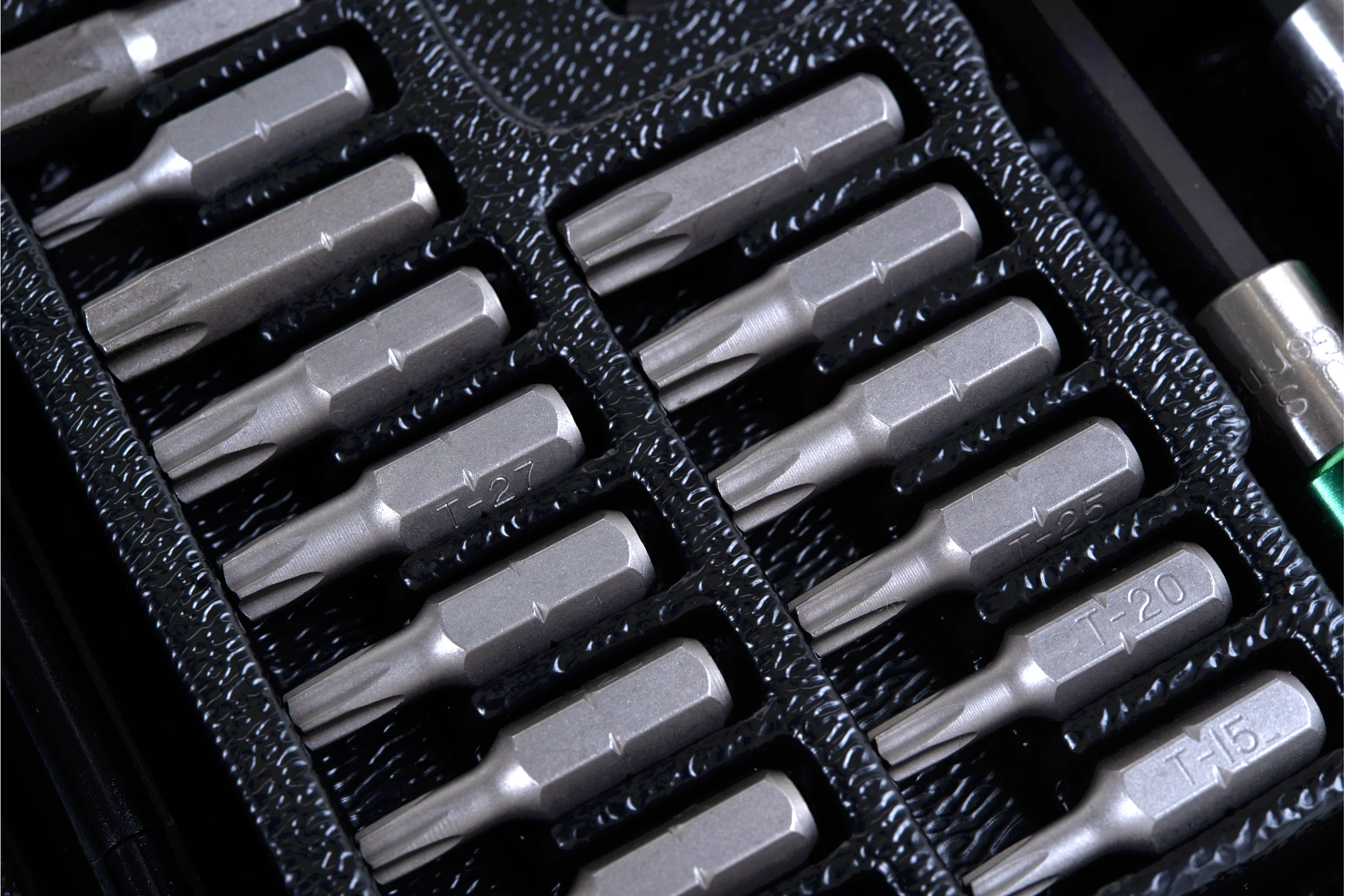 Биты в наборе с удлинителем Jettools 14шт W-3525