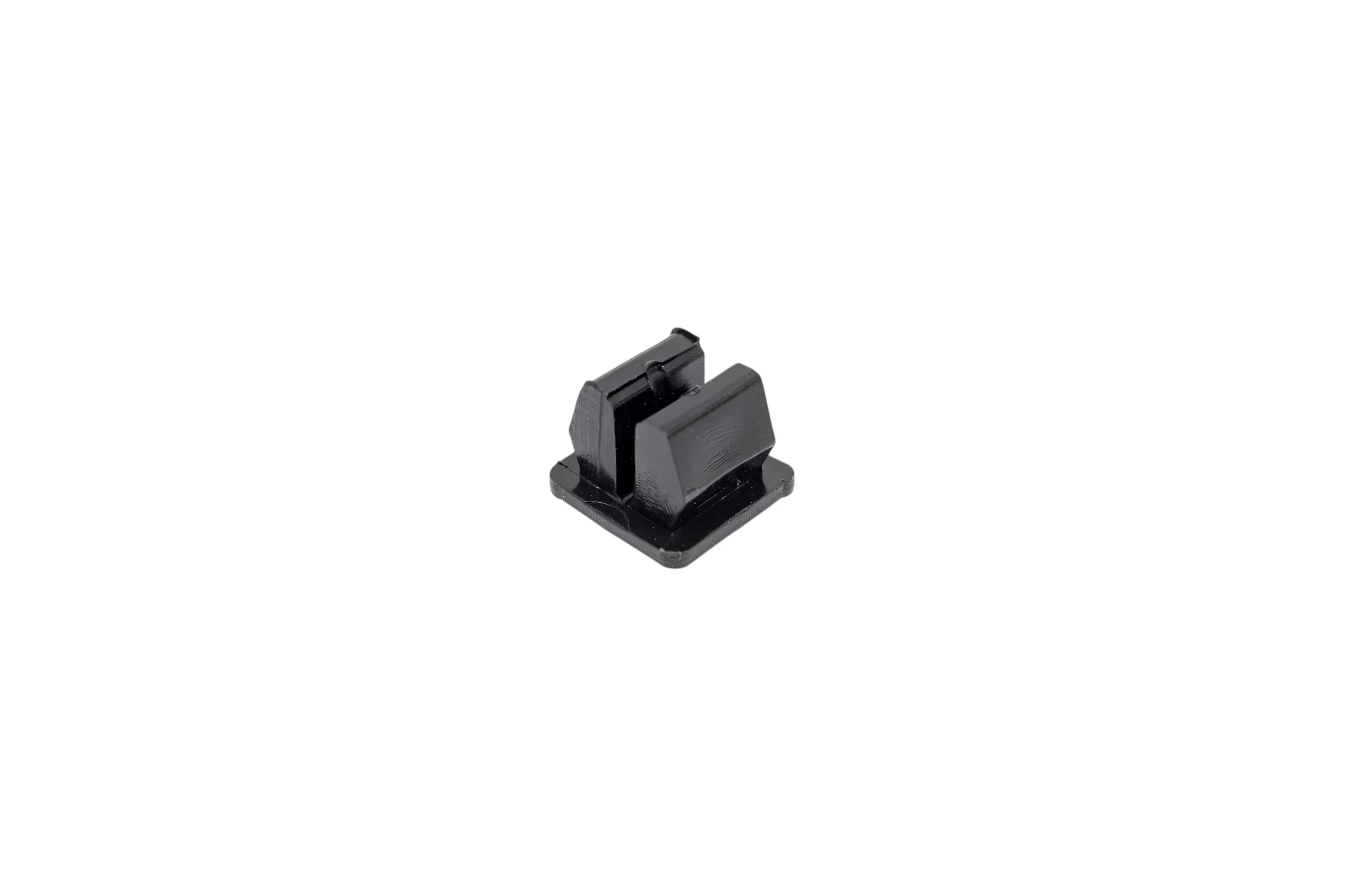Вставка-клипса TDM ELECTRIC пластик SQ0905-0220