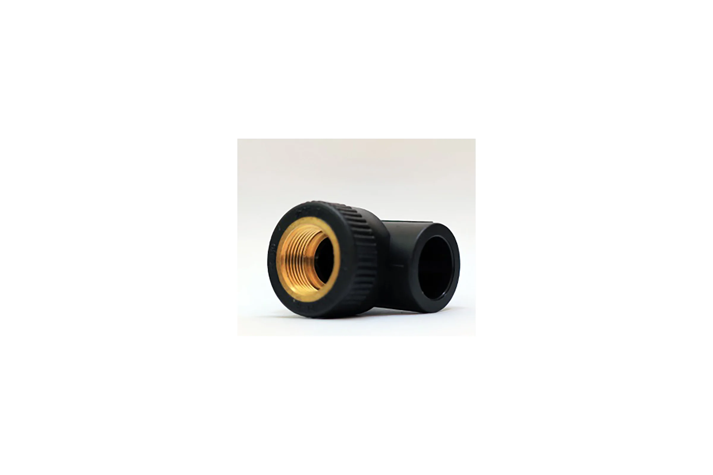 Уголок комбинированный Blue Ocean UV-pro Black с внутренней резьбой, 32x1", черный, с защитой от ультрафиолета PPRF/IT90E-UV(Bk)-32х1"