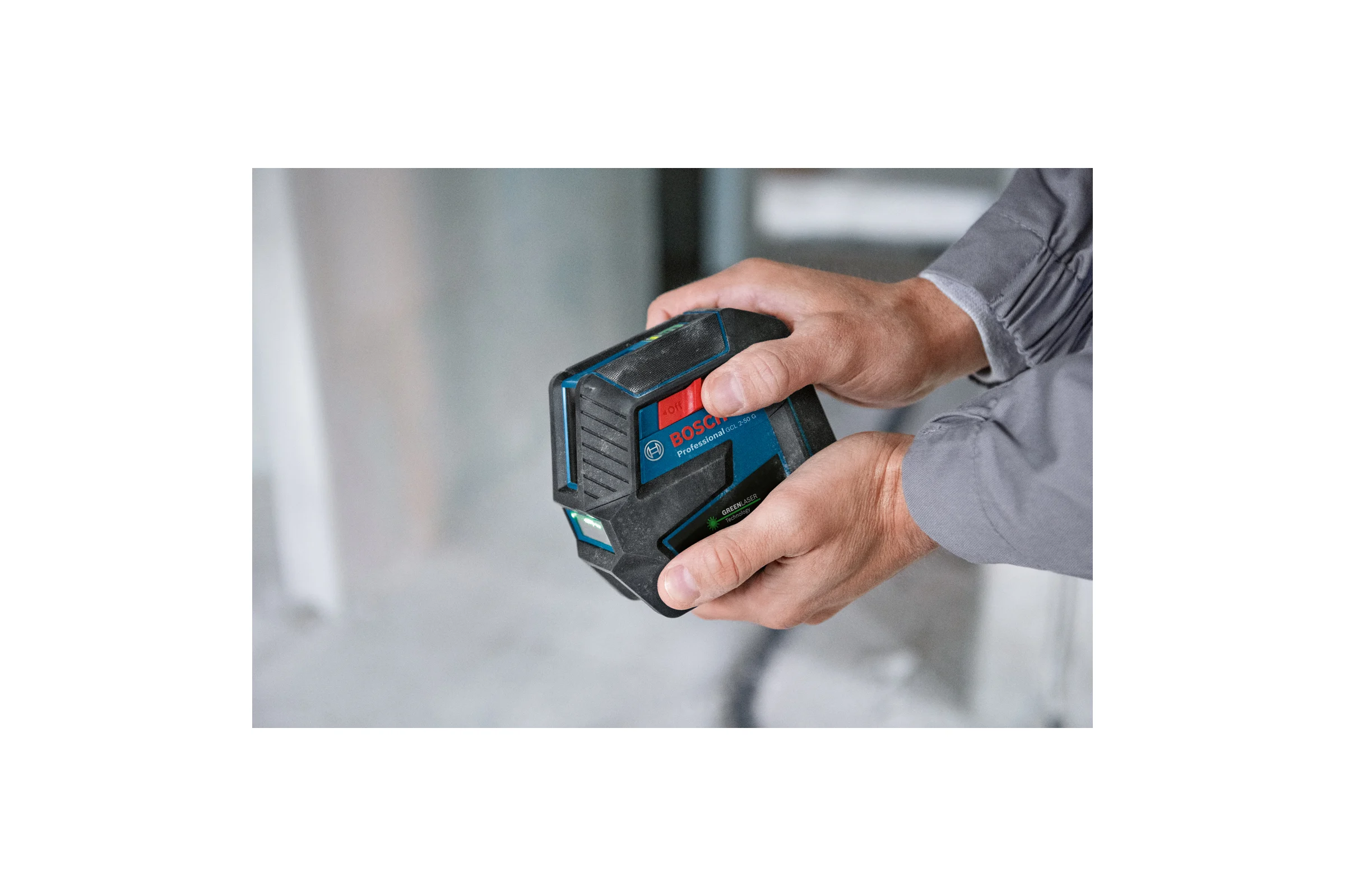 Комби-лазер Bosch GCL 2-50 G + RM10 0601066M00