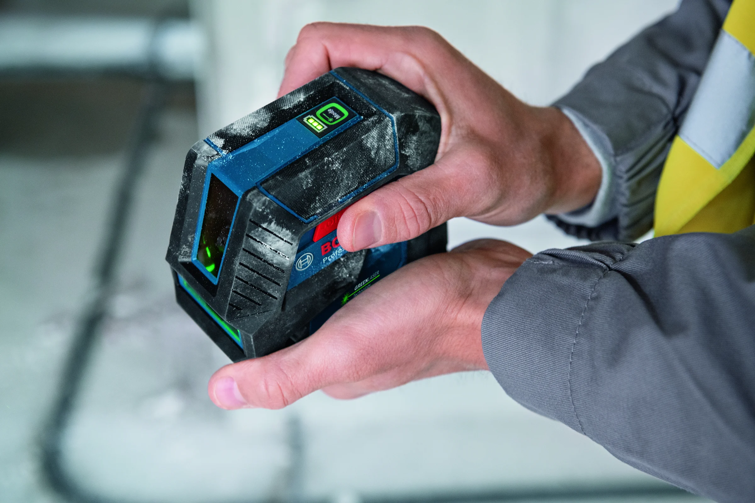 Лазерный нивелир Bosch GLL 2-15G + LB10 + BT150 0601063W01