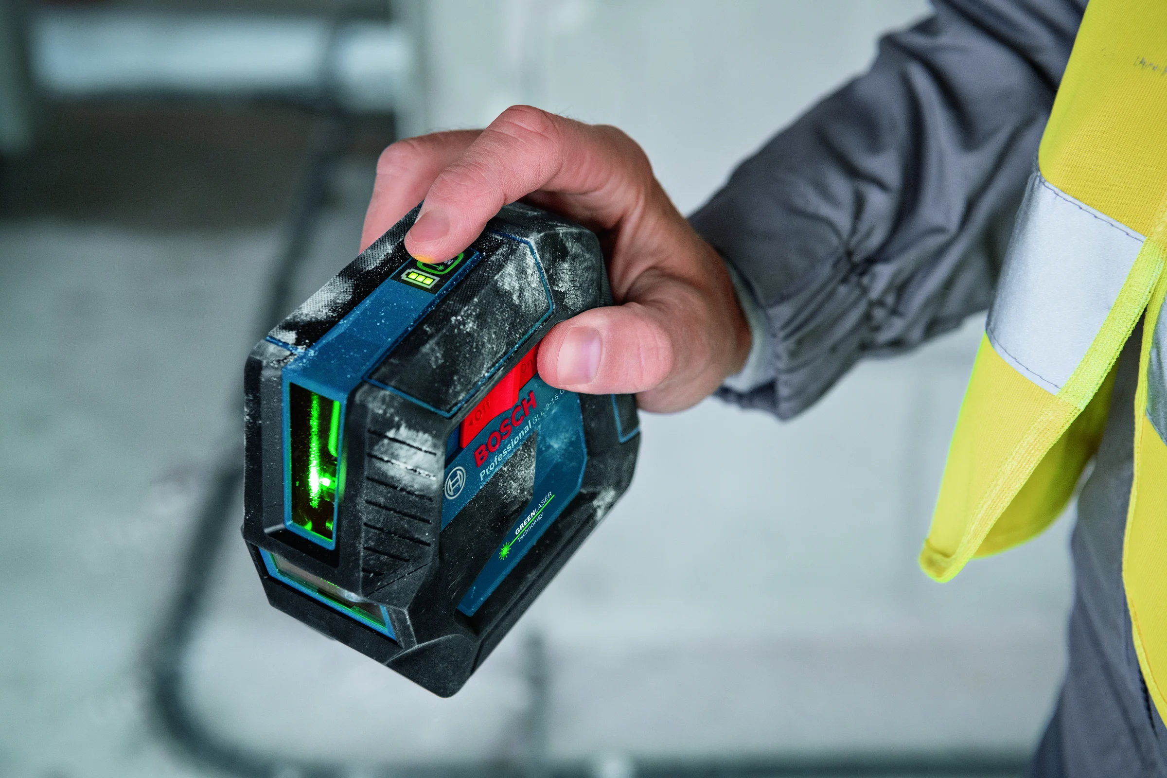 Лазерный нивелир Bosch GLL 2-15G + LB10 + BT150 0601063W01