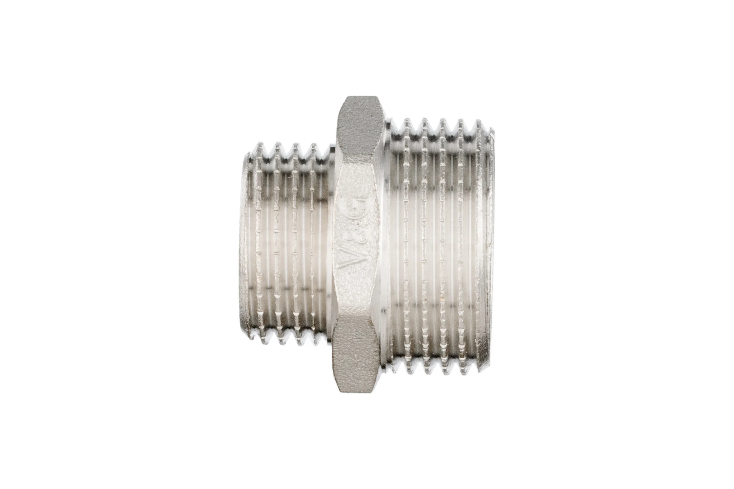 Ниппель переходной VALOGIN 3/4x1/2 нар.-нар. VG-203204