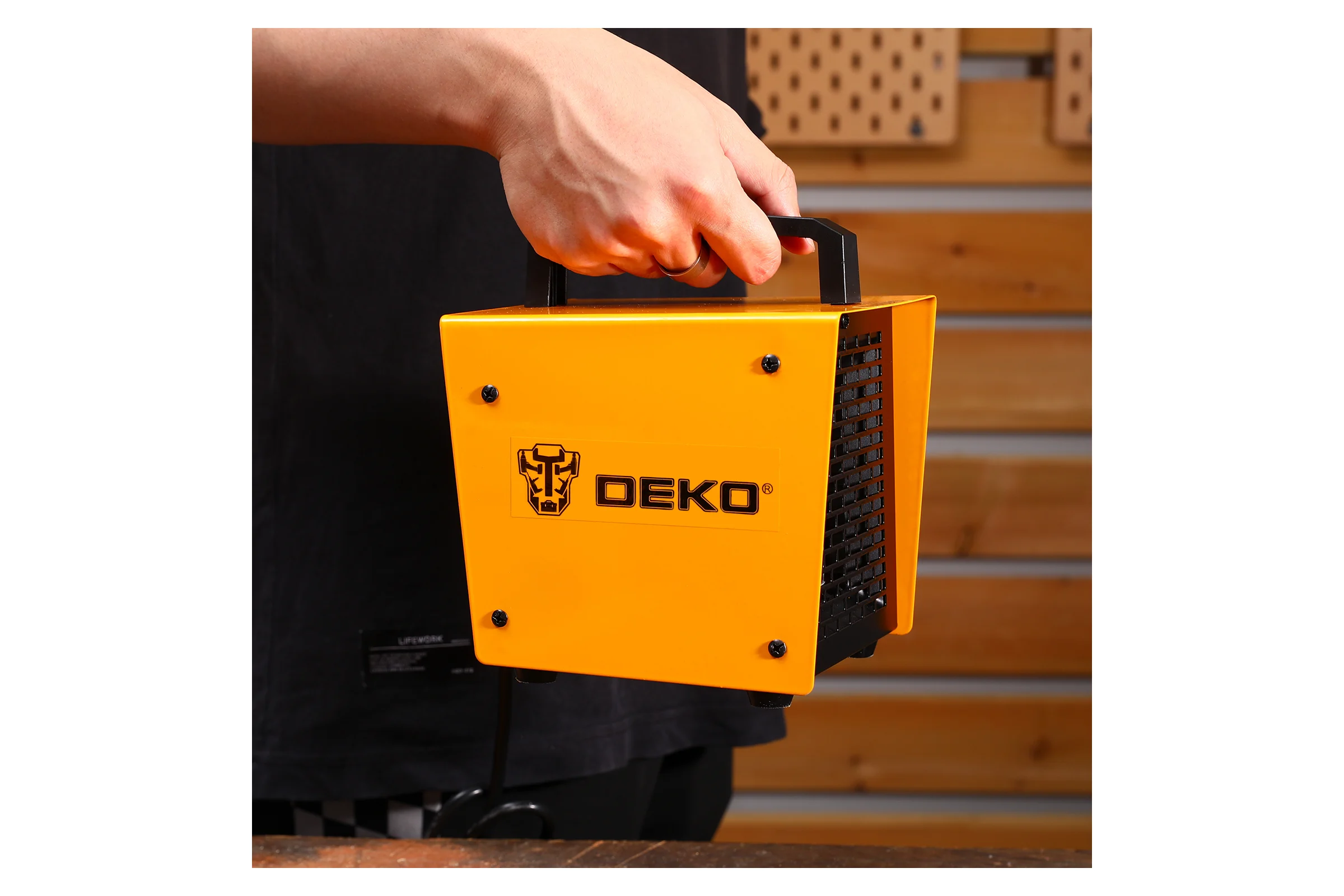 Тепловая пушка электрическая DEKO DKIH2300, 2300Вт 080-1012