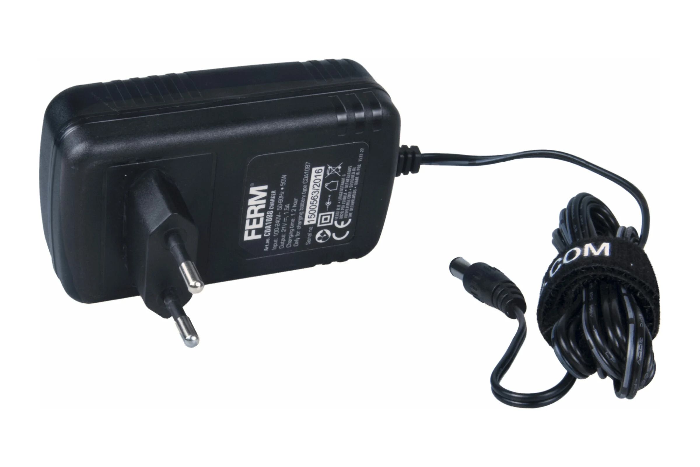 Аккумуляторная дрель-шуруповерт FERM CDM1120