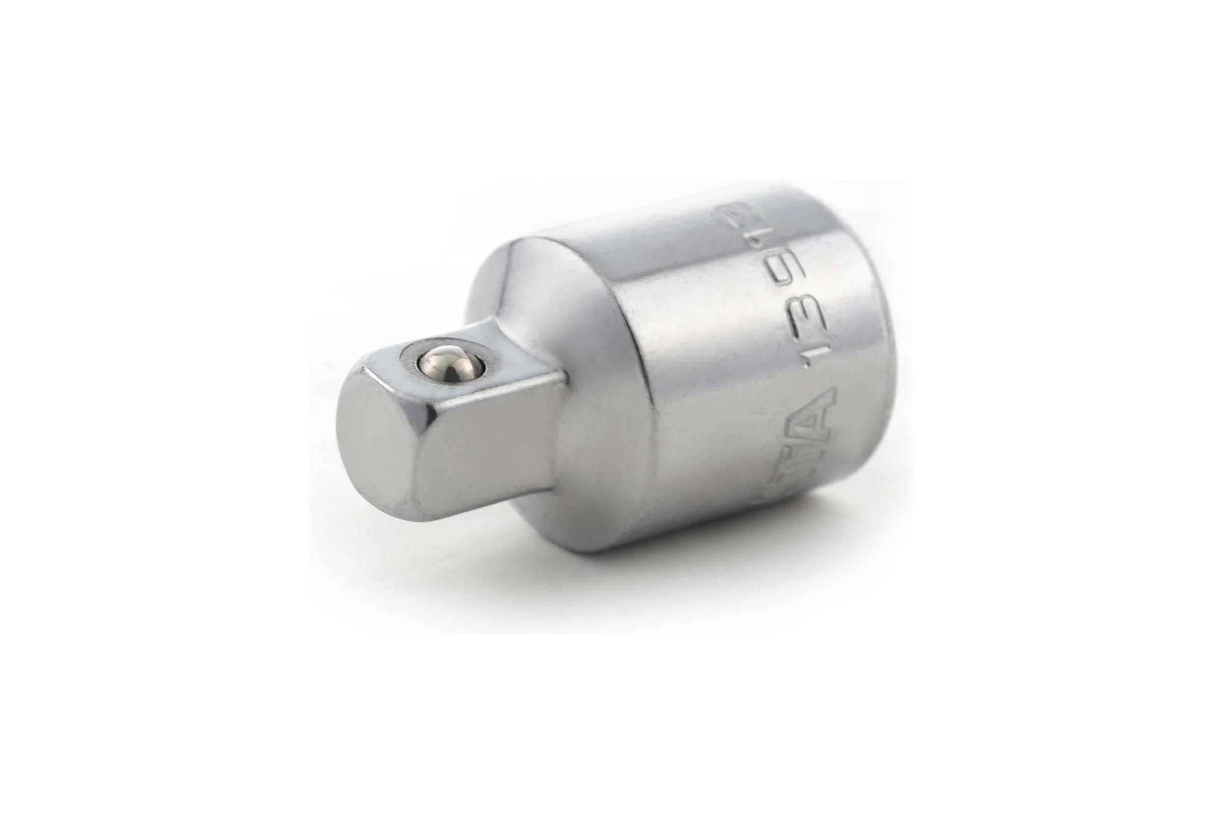Адаптер 1/2" переходник 1/2"-3/8" SATA 13913
