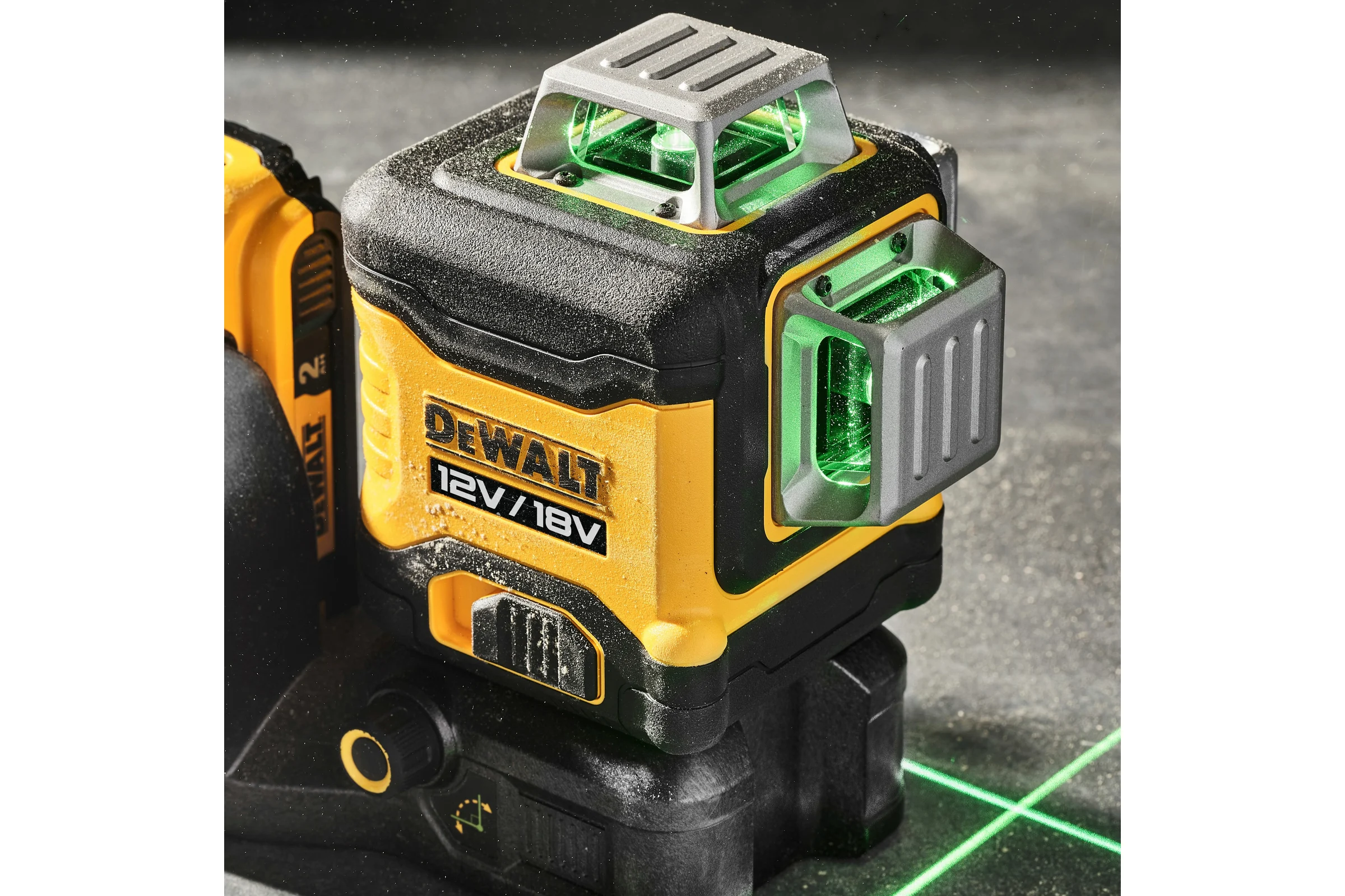Самовыравнивающийся лазерный уровень DEWALT DCE089D1G18-QW