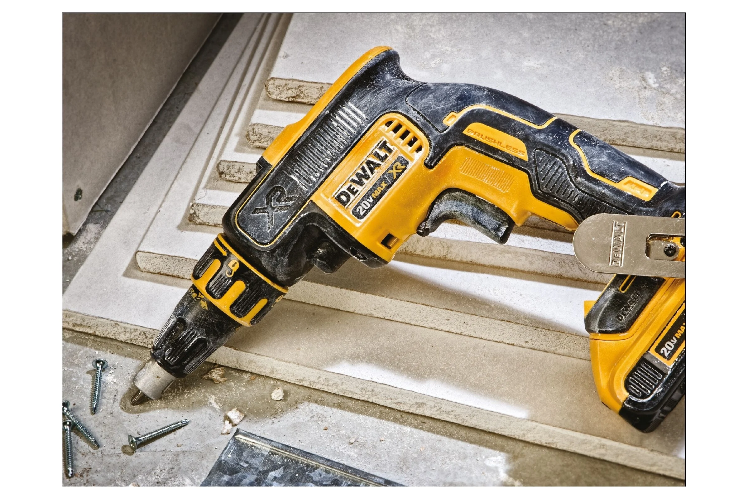 Аккумуляторный ленточный шуруповерт DEWALT DCF620N, 18 В, 30 Нм, 4400 об/мин, без АКБ и ЗУ DCF620N-XJ