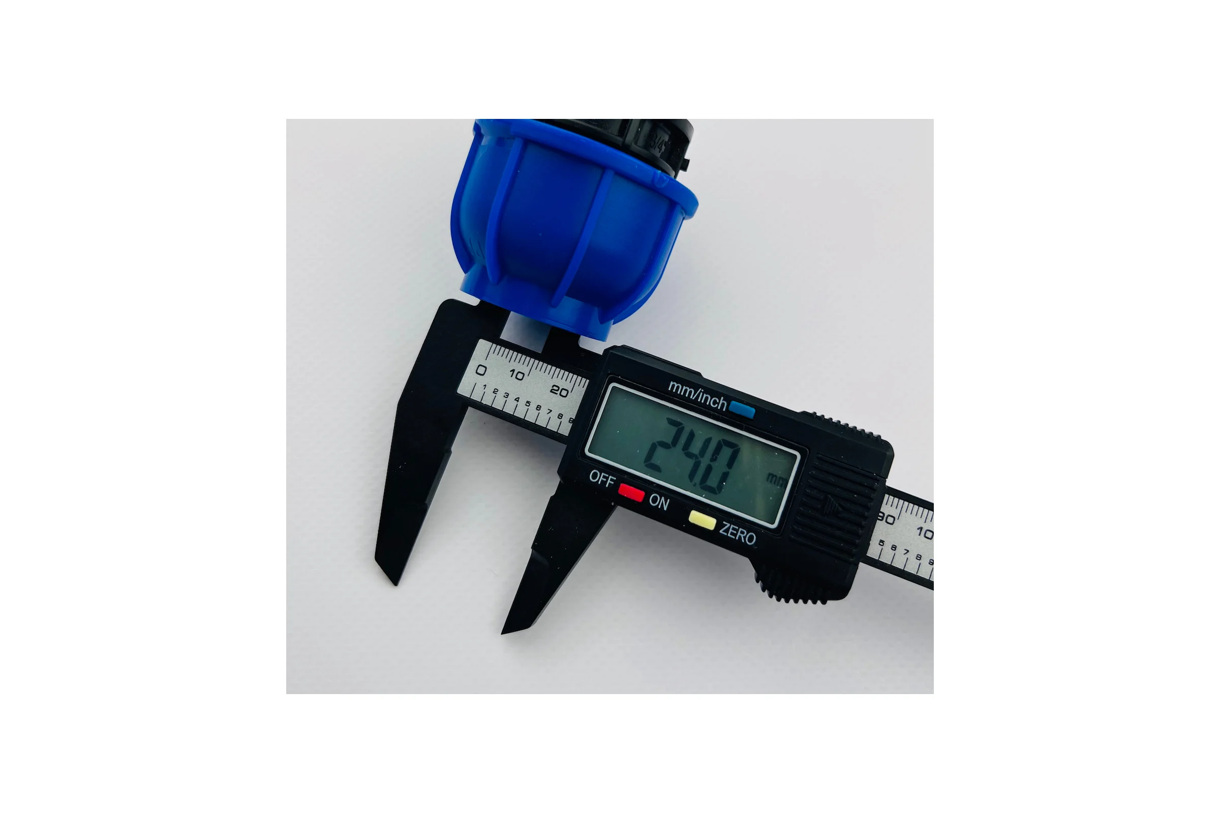 Муфта BOUTTE ПНД 25 - ВР 3/4" 9272036
