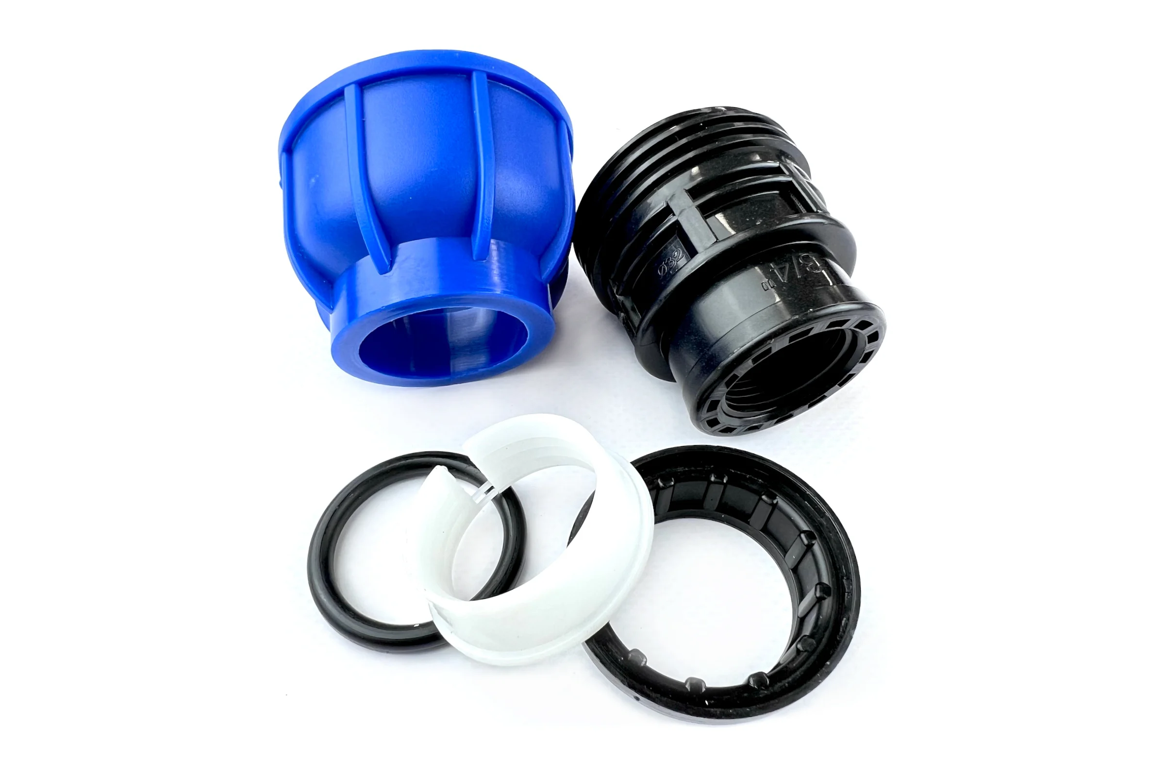 Муфта BOUTTE ПНД 32 - ВР 3/4" 9272043