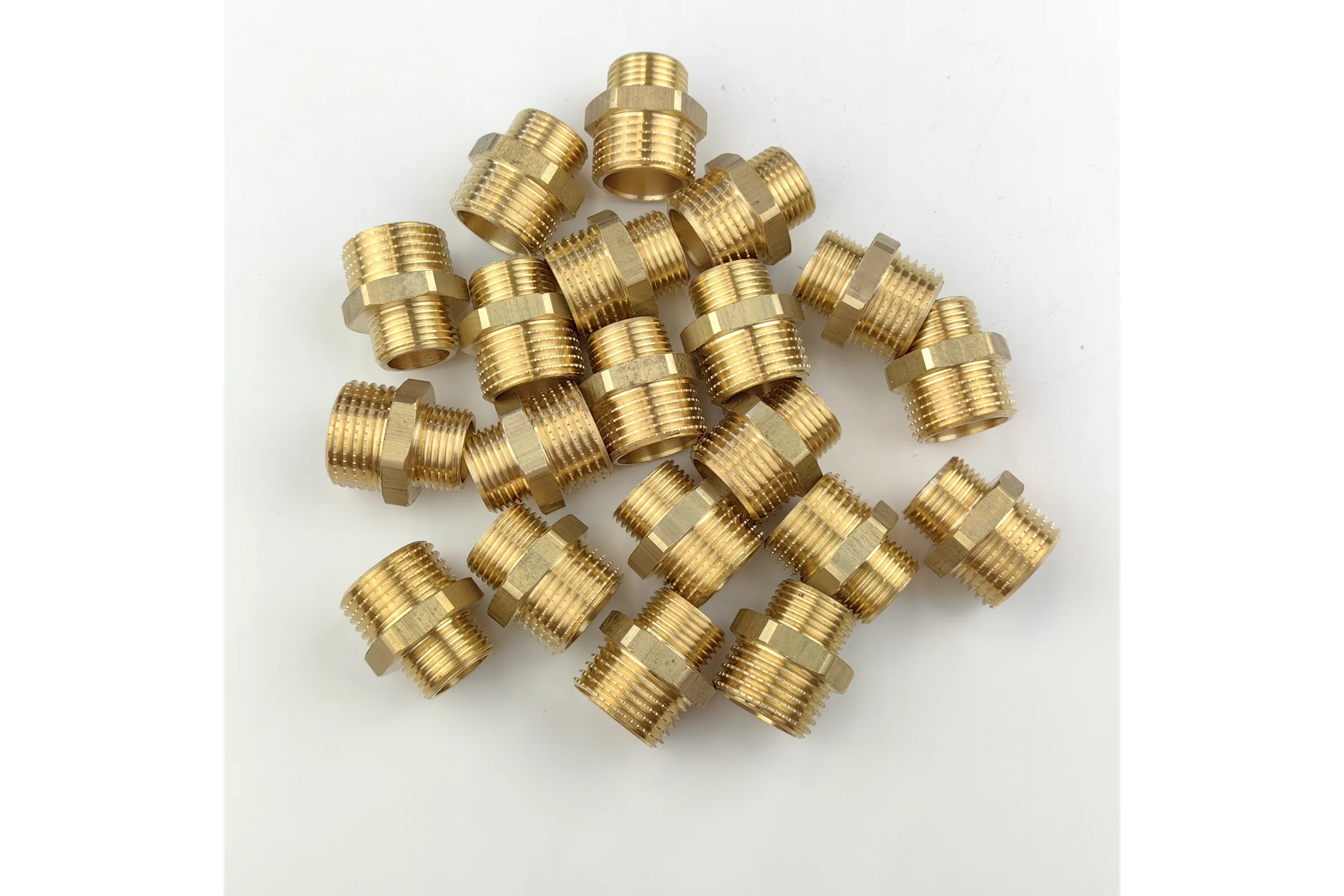 Ниппель латунный переходной Профитт 1/2"-3/8" - 20 шт. 9274795