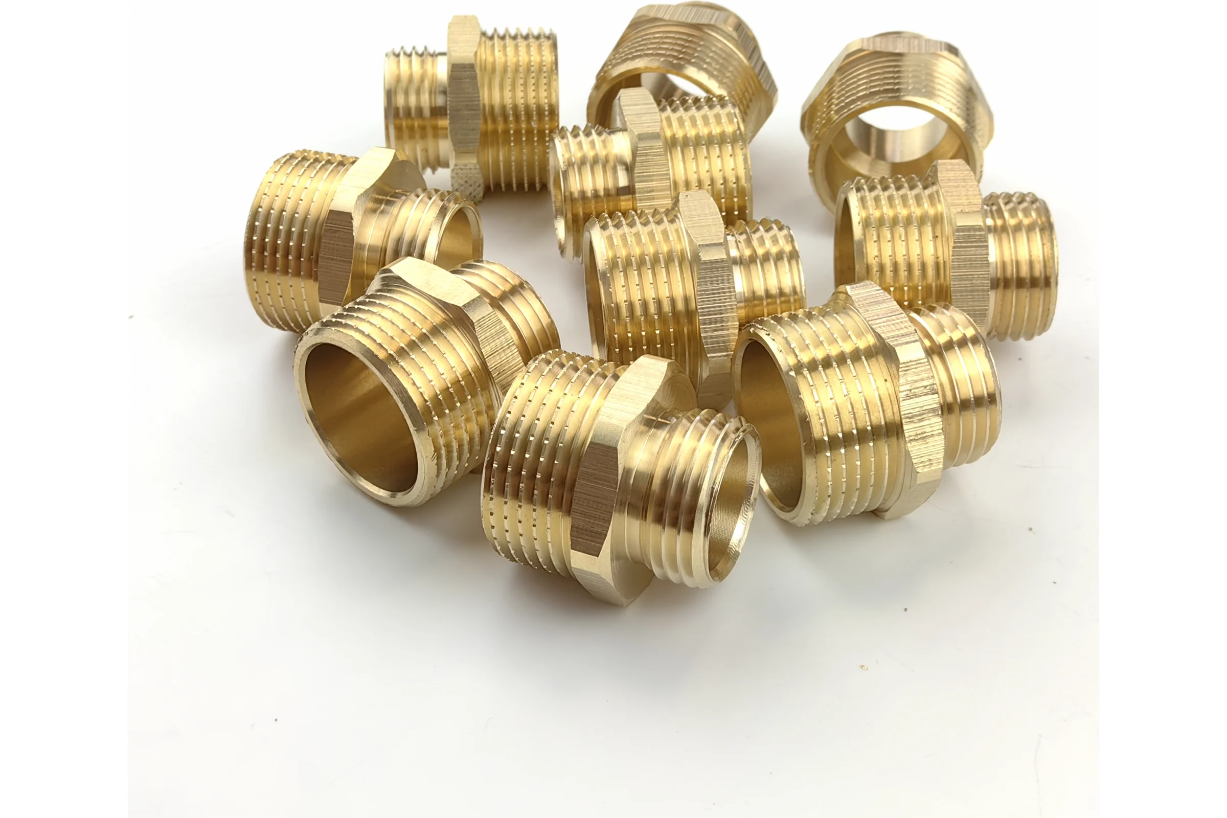Ниппель латунный переходной Профитт 3/4" - 1/2" - 10 шт. 9274801