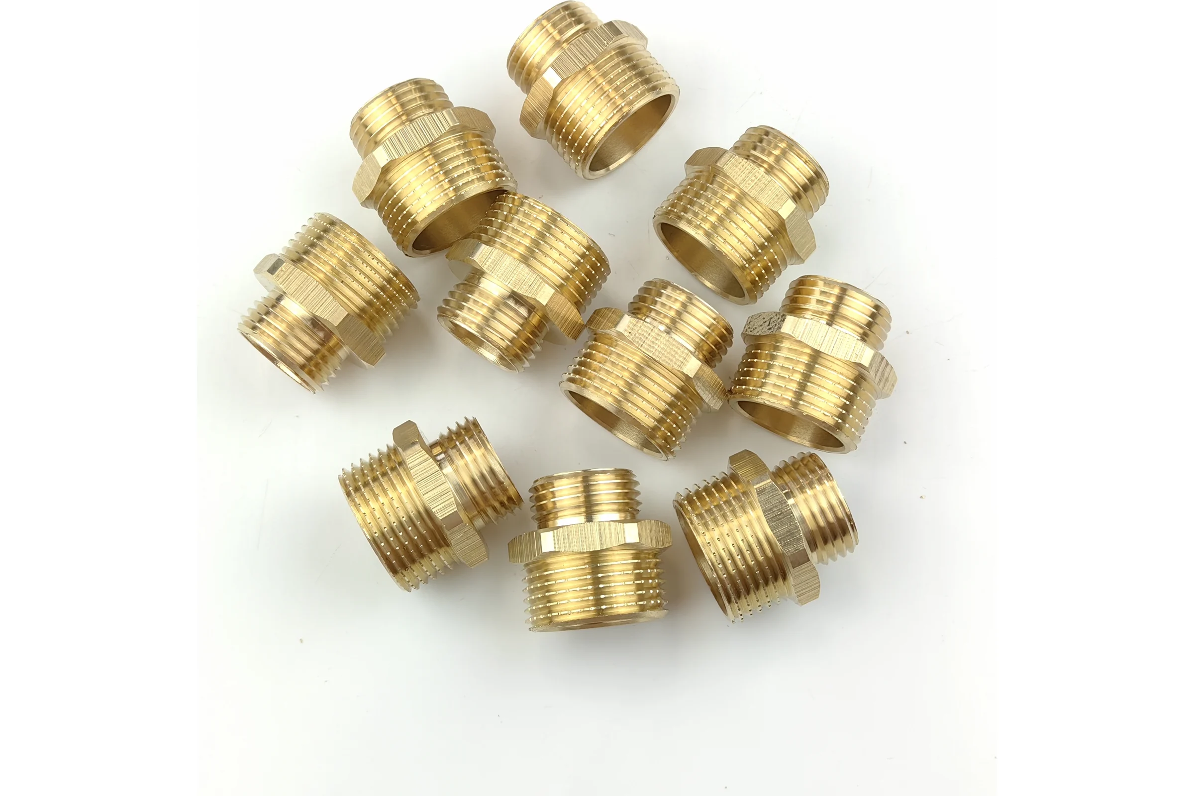 Ниппель латунный переходной Профитт 3/4" - 1/2" - 10 шт. 9274801