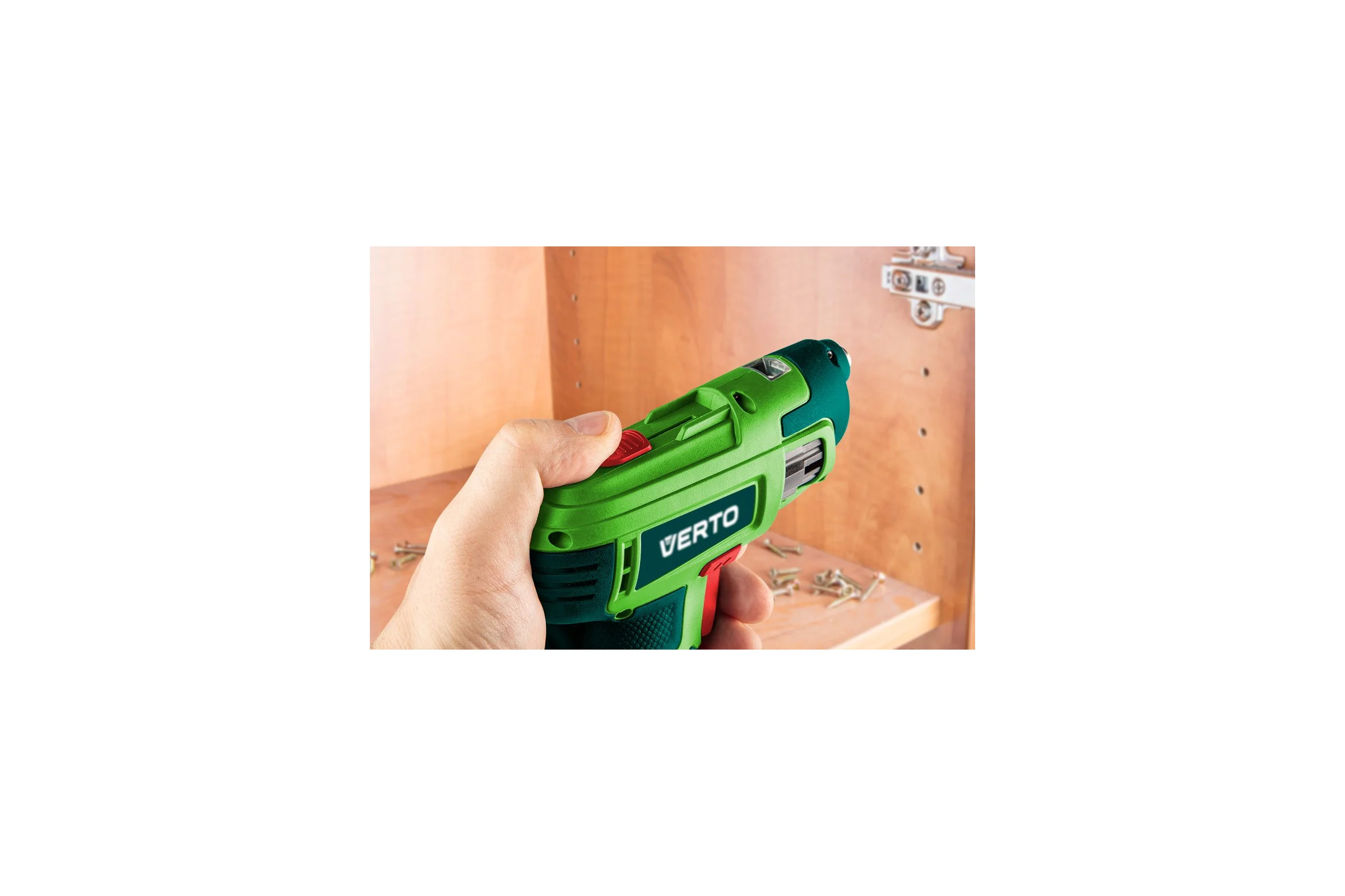 Аккумуляторный шуруповерт VERTO 50G139