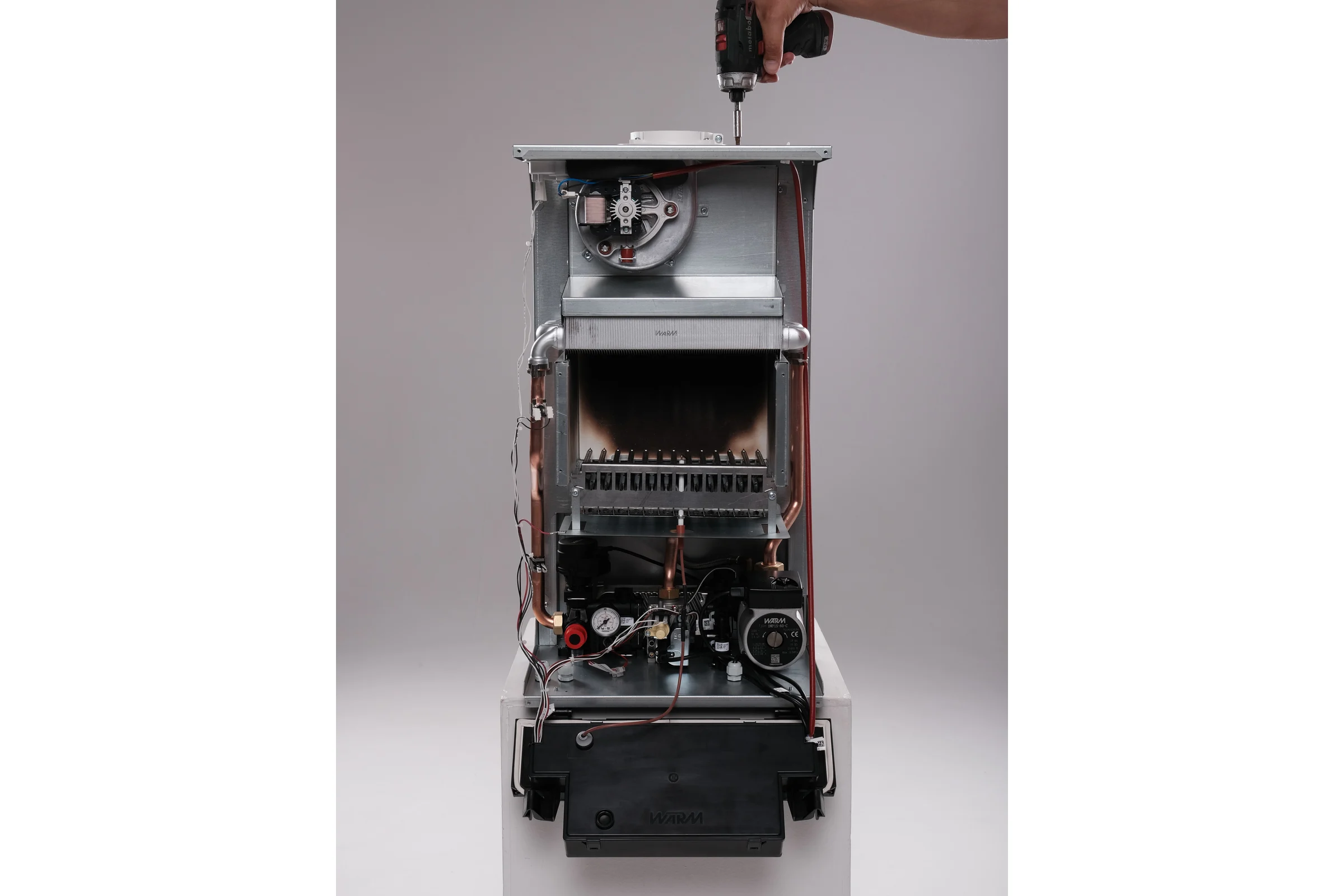 Газовый настенный двухконтурный котел WARM AUROS PRO 12 кВт KA13212